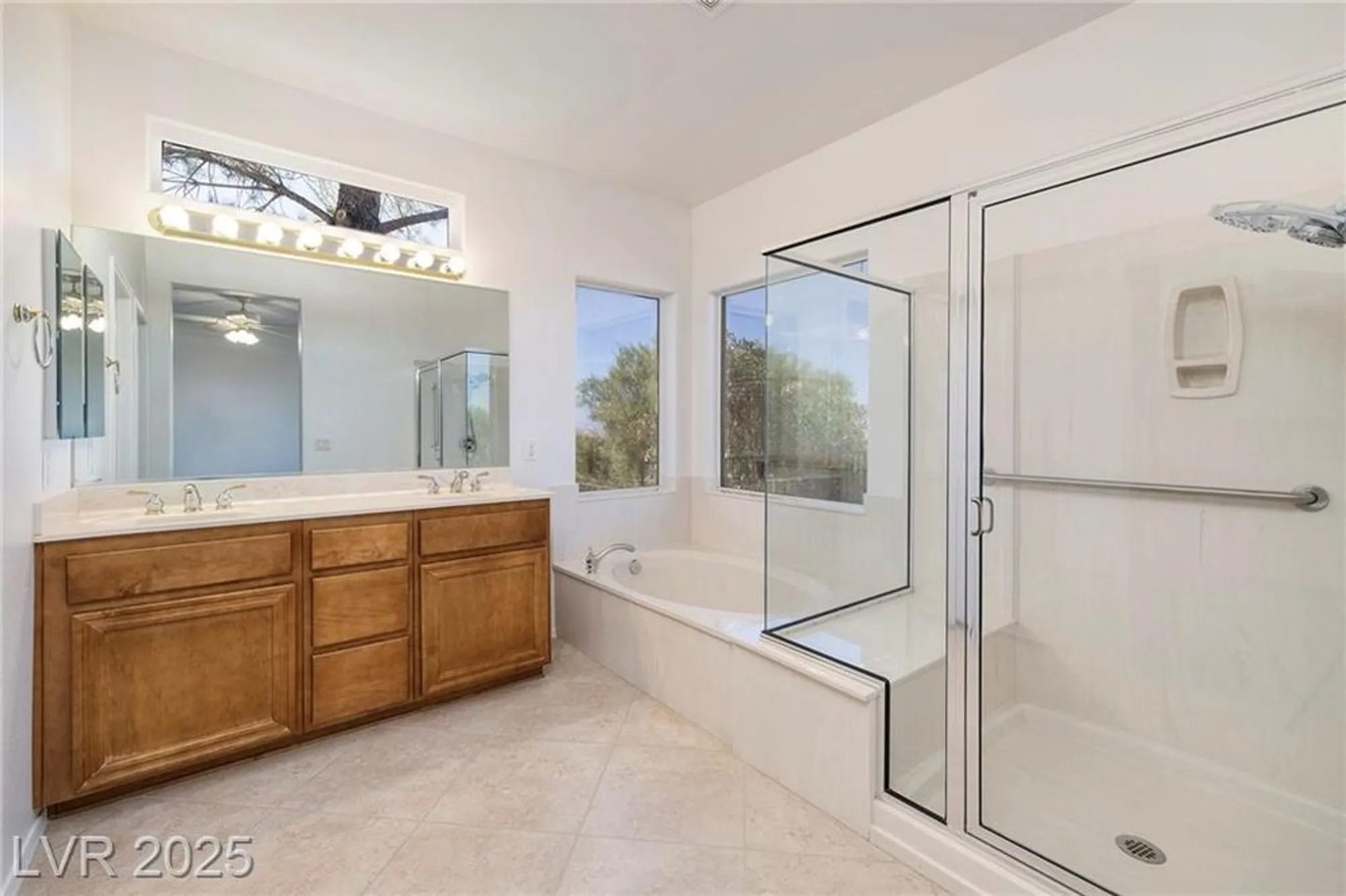 Property Slideshow image 15 of 50 | 1691 wellington springs ave, Henderson, NV, 89052