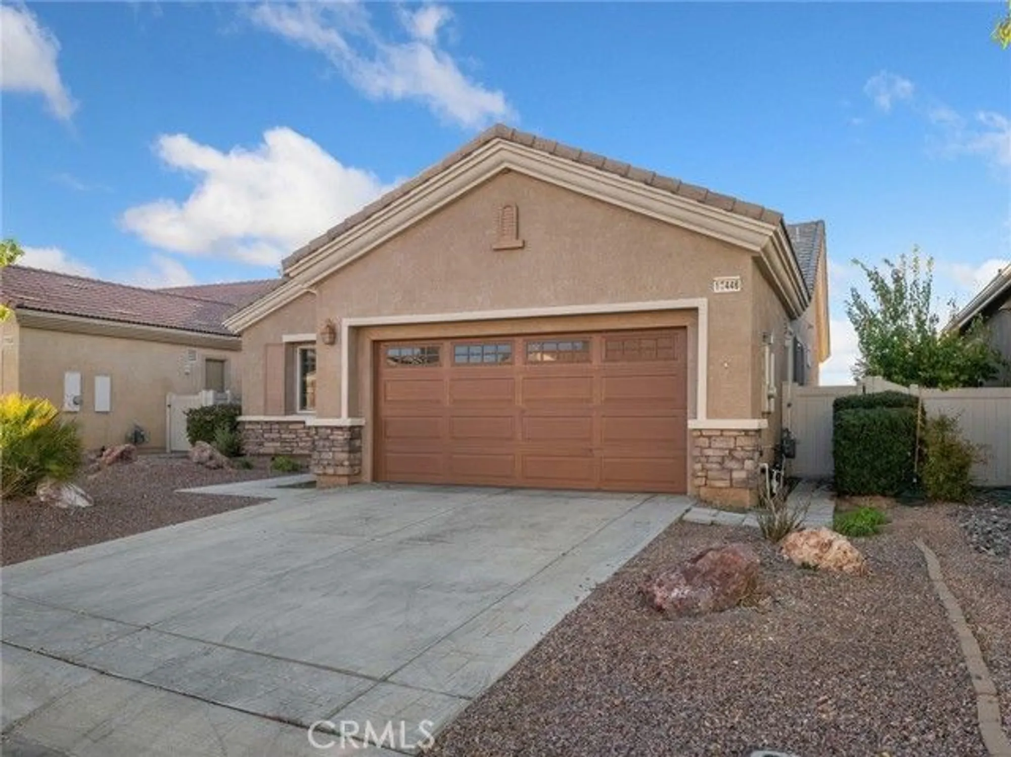 Property Slideshow image 8 of 52 | 10446 bridge haven rd, Apple Valley, CA, 92308