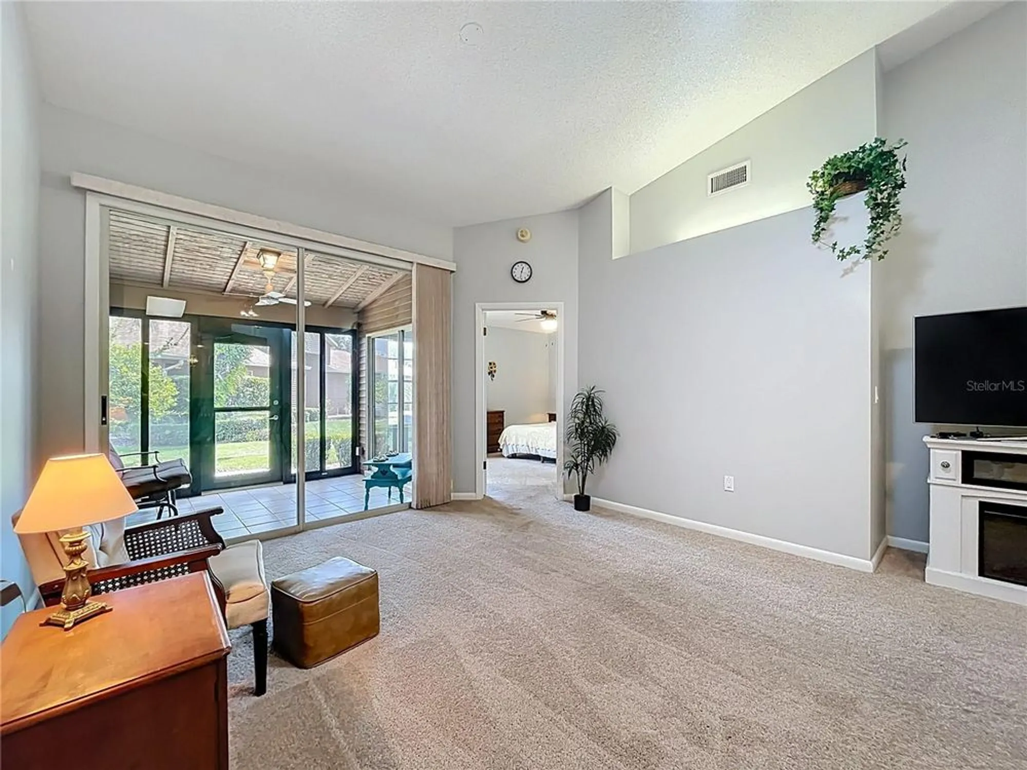 Property Slideshow image 20 of 55 | 5530 rosewall cir, Leesburg, FL, 34748