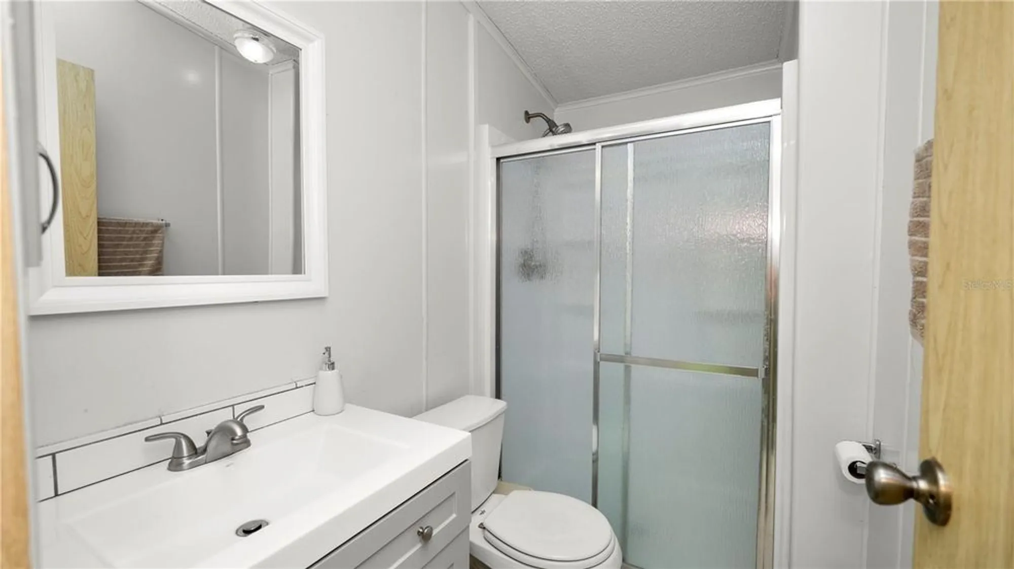 Property Slideshow image 21 of 47 | 5027 forest crest dr, Lakeland, FL, 33810