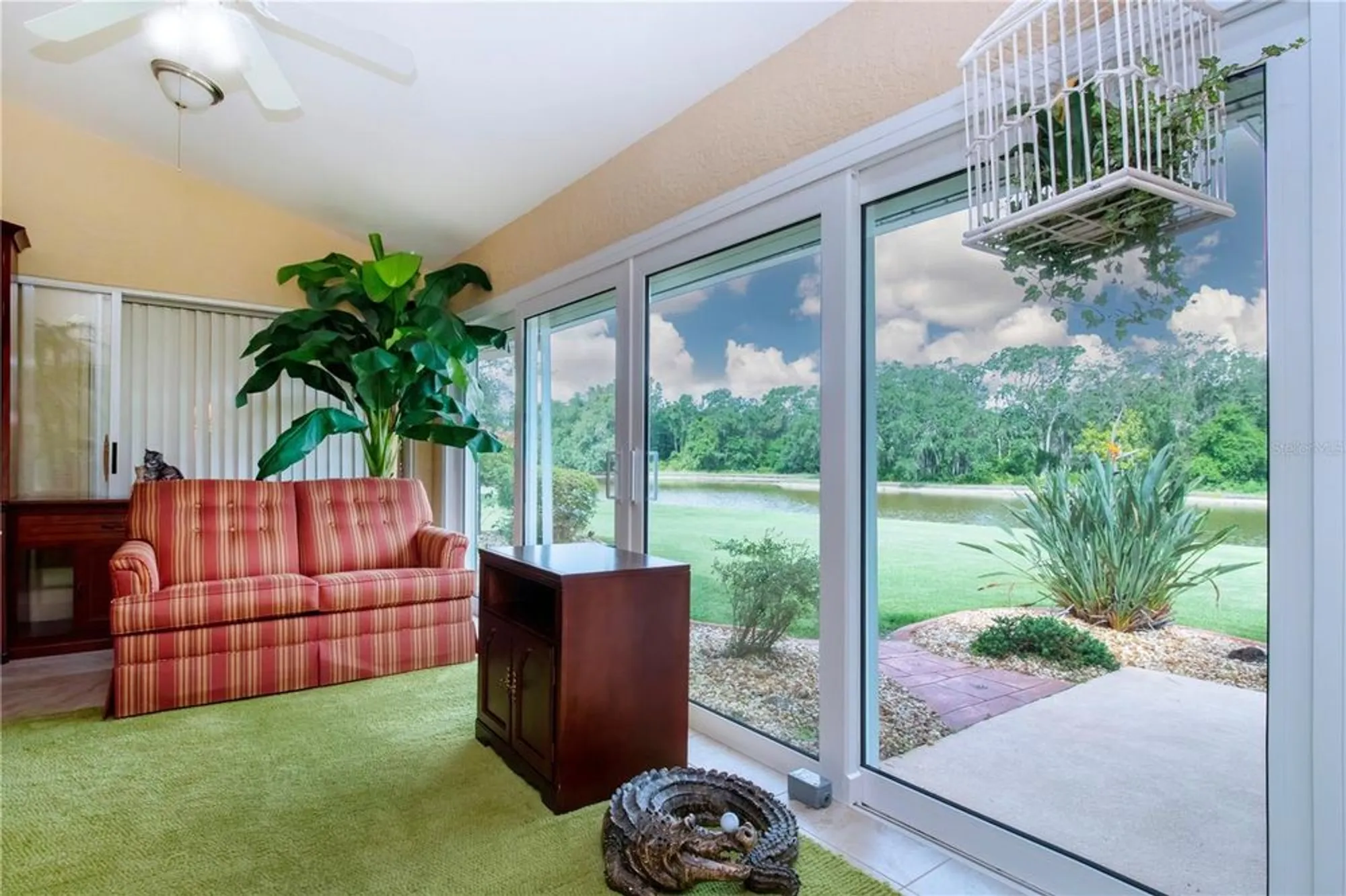 Property Slideshow image 21 of 61 | 2039 berry roberts dr, Sun City Center, FL, 33573