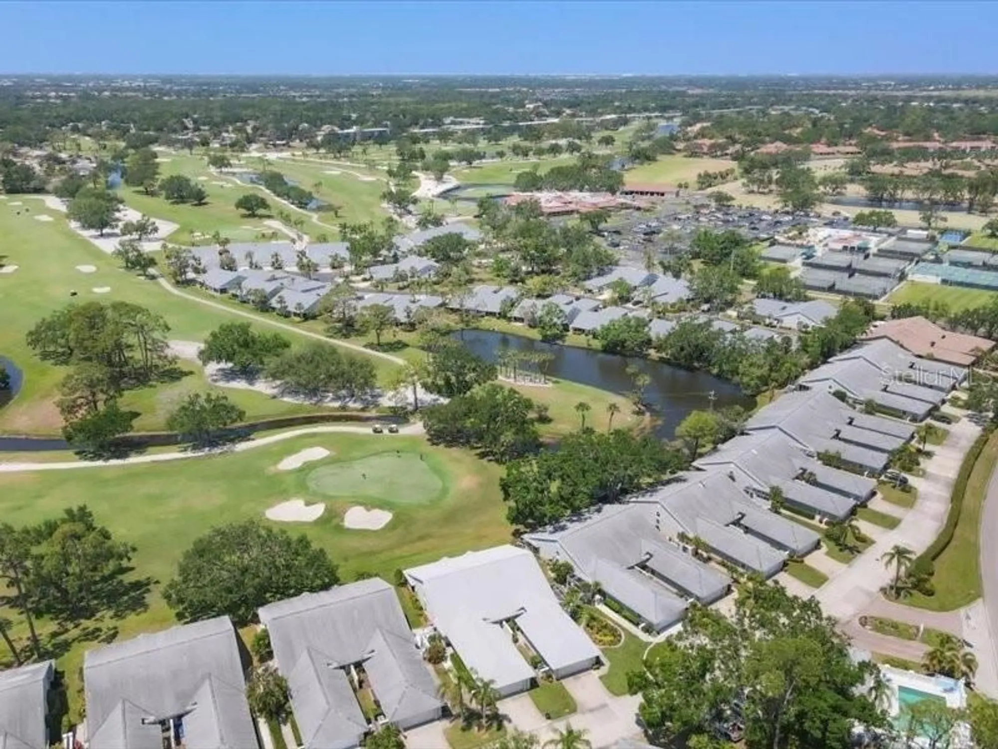 Property Slideshow image 3 of 54 | 7724 palm aire ln, Sarasota, FL, 34243