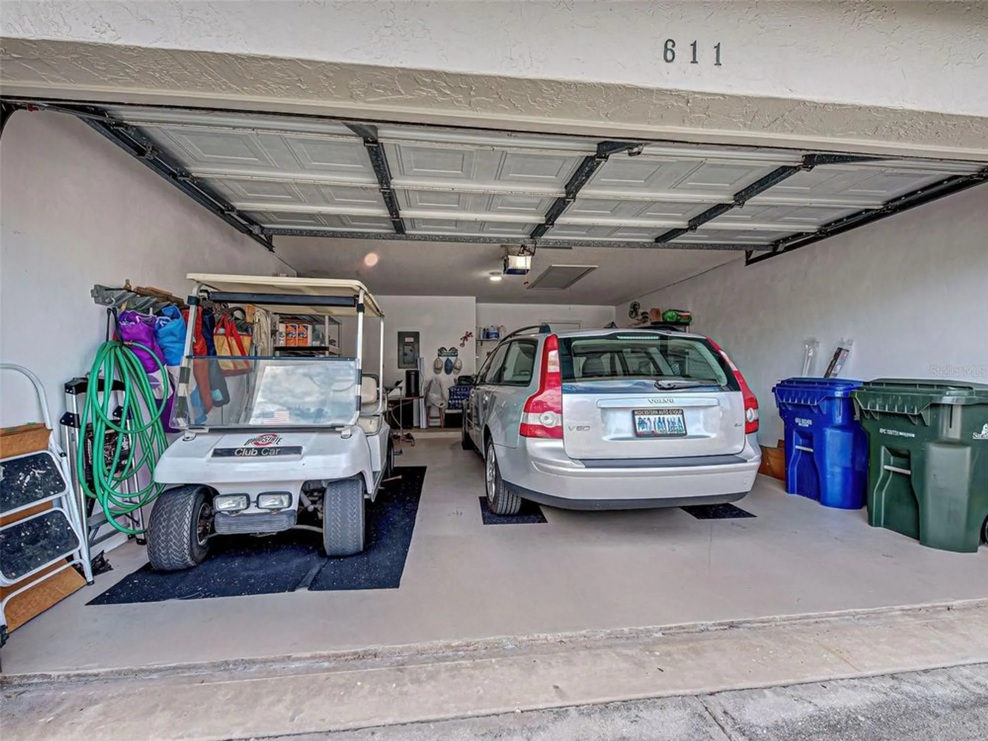 Property Slideshow image 29 of 38 | 611 chestnut ln none, Englewood, FL, 34223