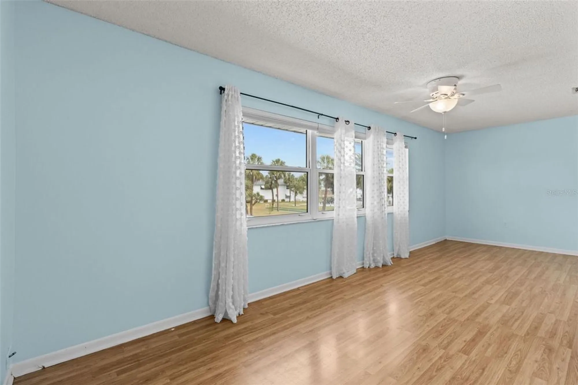 Property Slideshow image 10 of 29 | 5257 81st ln n apt 17, St Petersburg, FL, 33709
