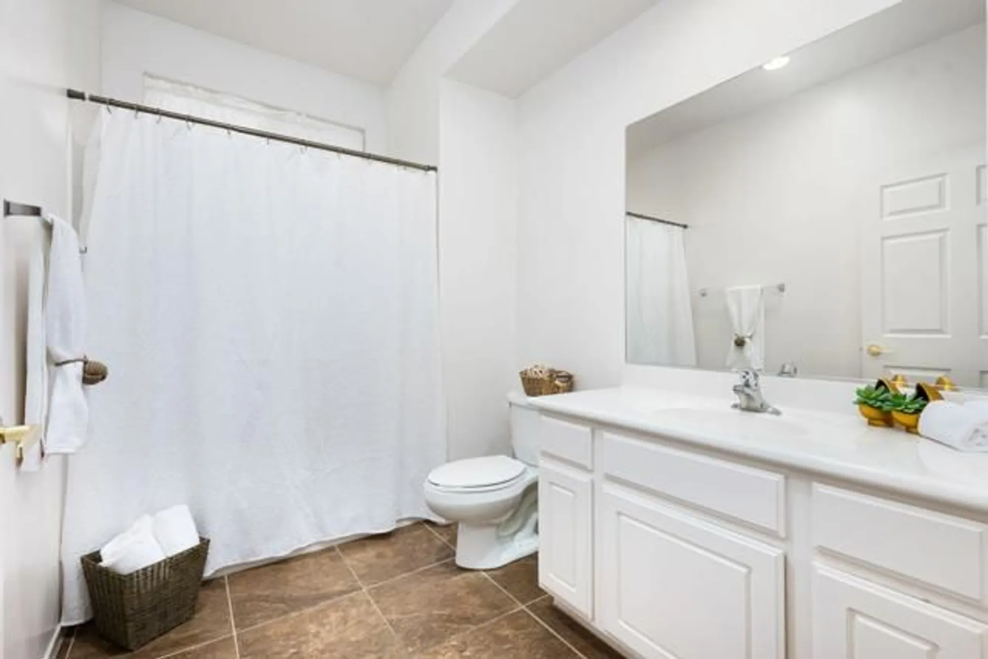 Property Slideshow image 16 of 30 | 47635 soft moonlight, La Quinta, CA, 92253