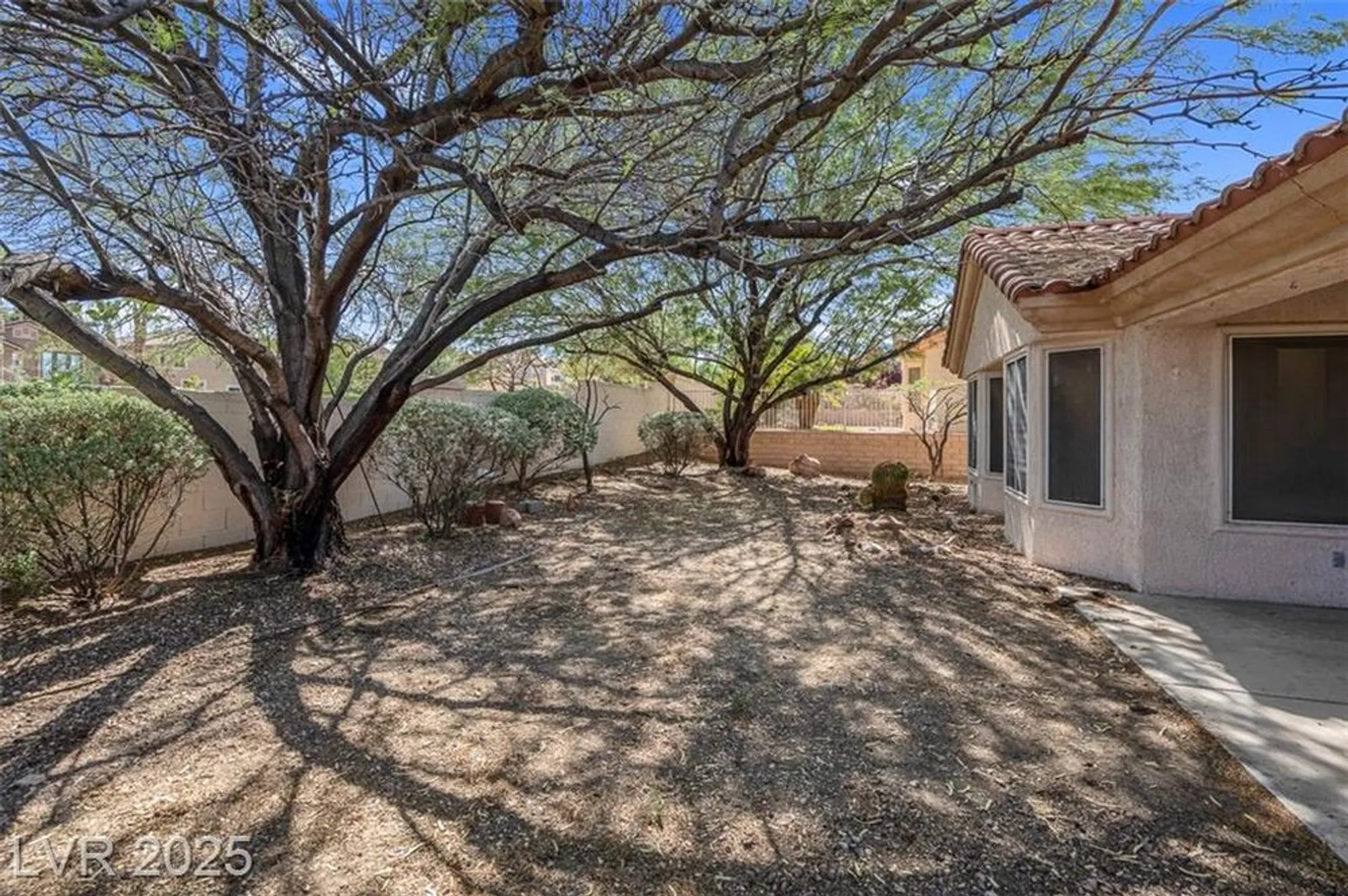 Property Slideshow image 38 of 38 | 10013 cresent creek dr, Las Vegas, NV, 89134