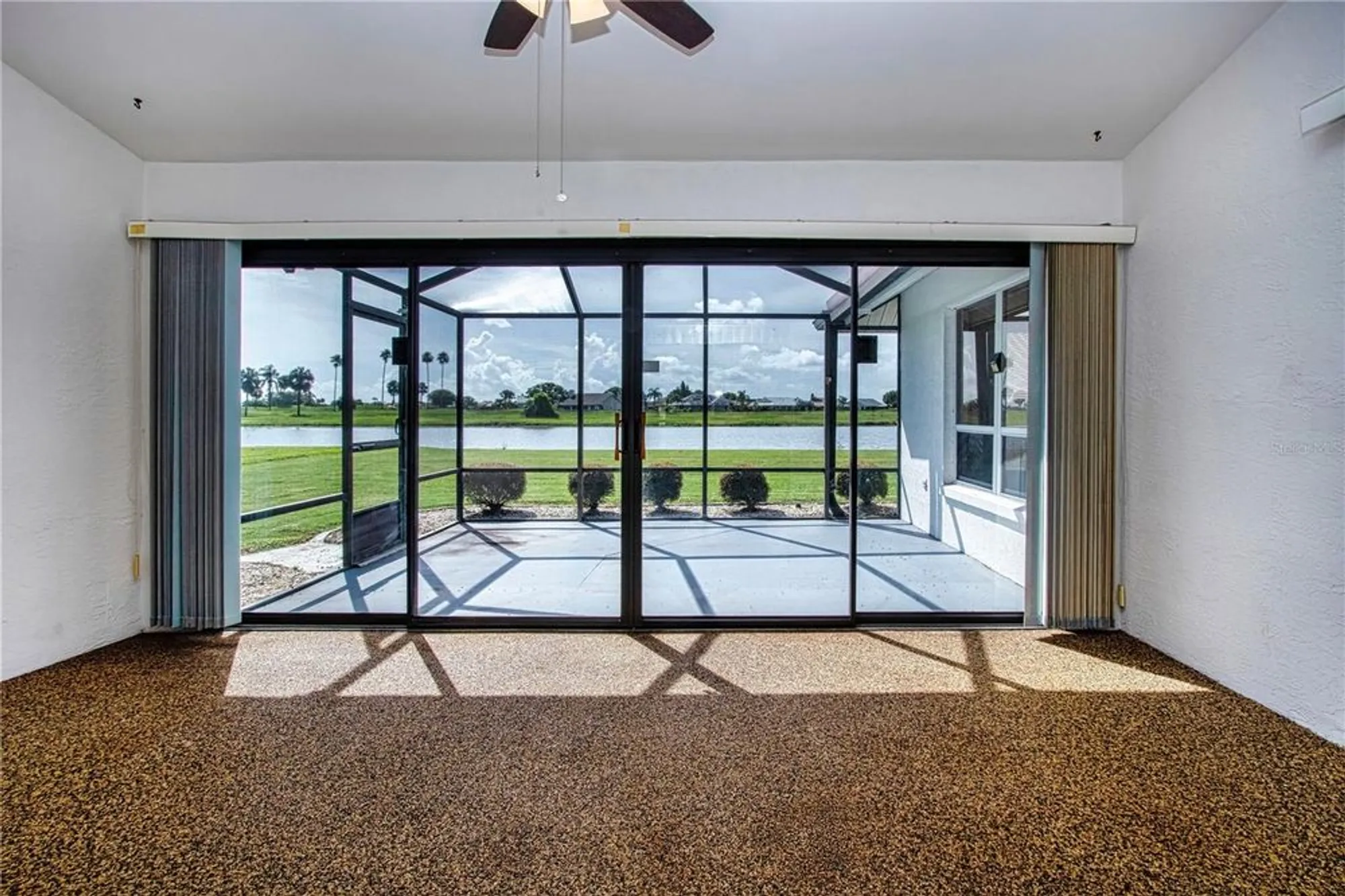 Property Slideshow image 8 of 60 | 2016 new bedford dr, Sun City Center, FL, 33573