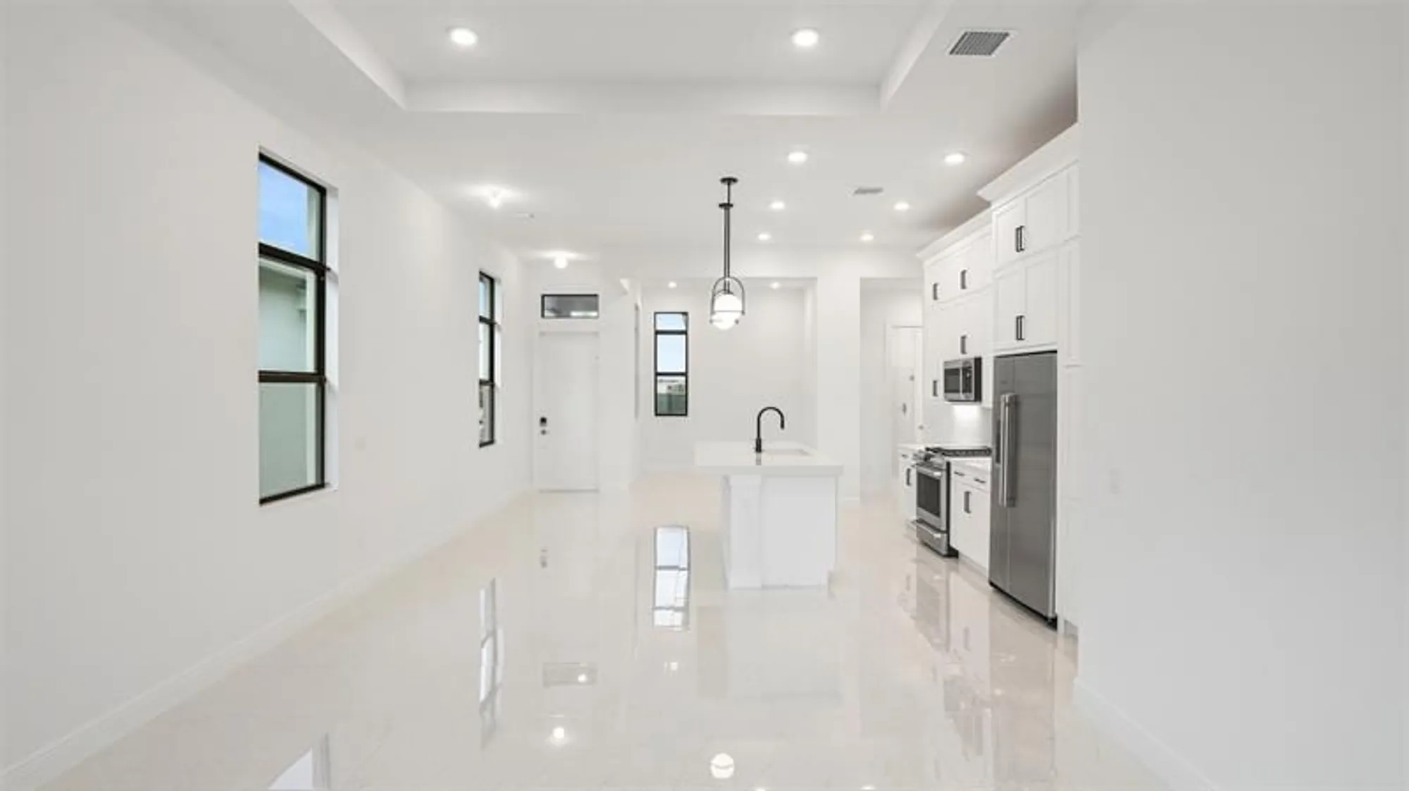 Property Slideshow image 7 of 56 | 4980 saint armands way, Westlake, FL, 33470