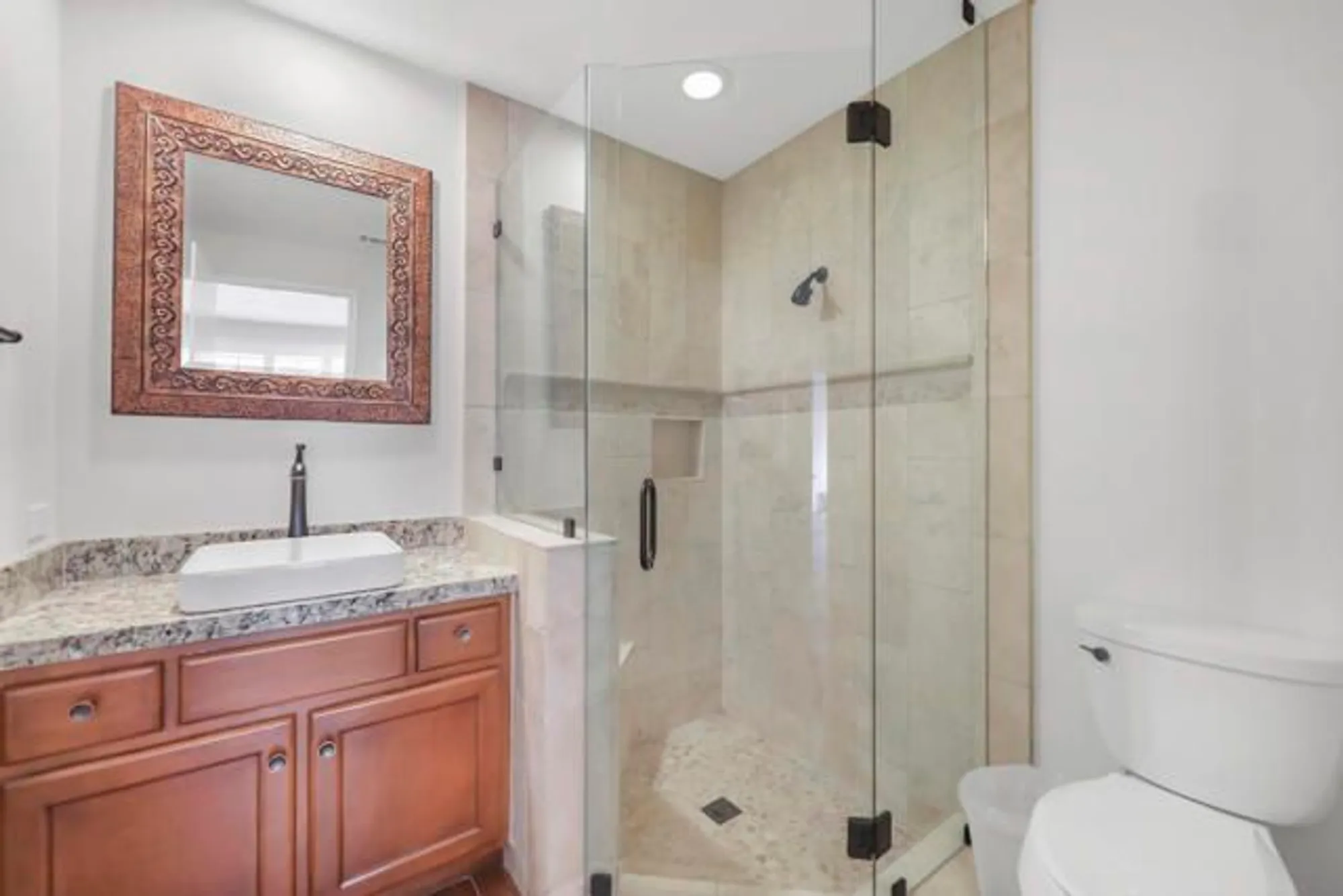 Property Slideshow image 21 of 37 | 54801 inverness way, La Quinta, CA, 92253