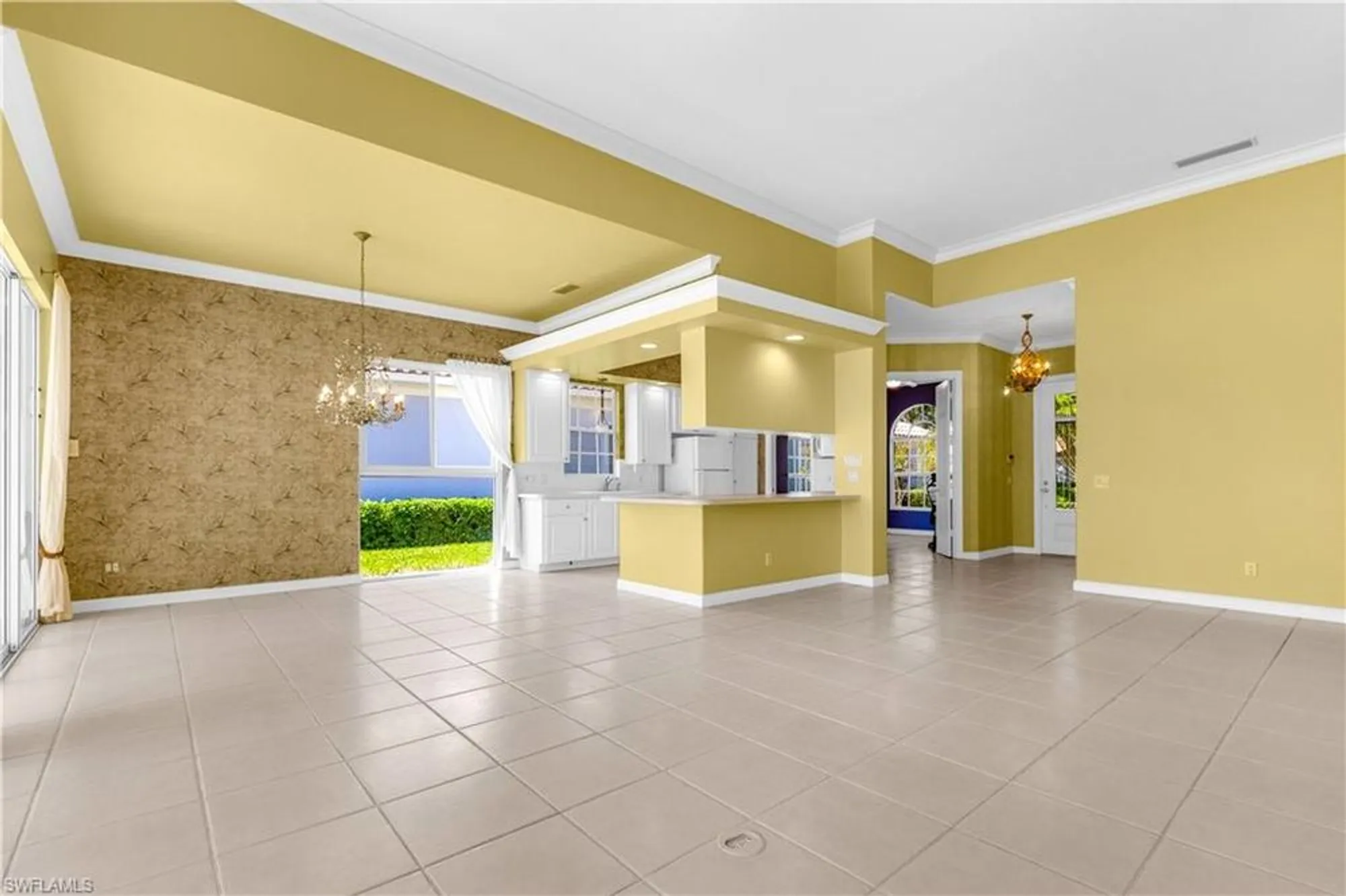 Property Slideshow image 11 of 49 | 3790 whidbey way, Naples, FL, 34119