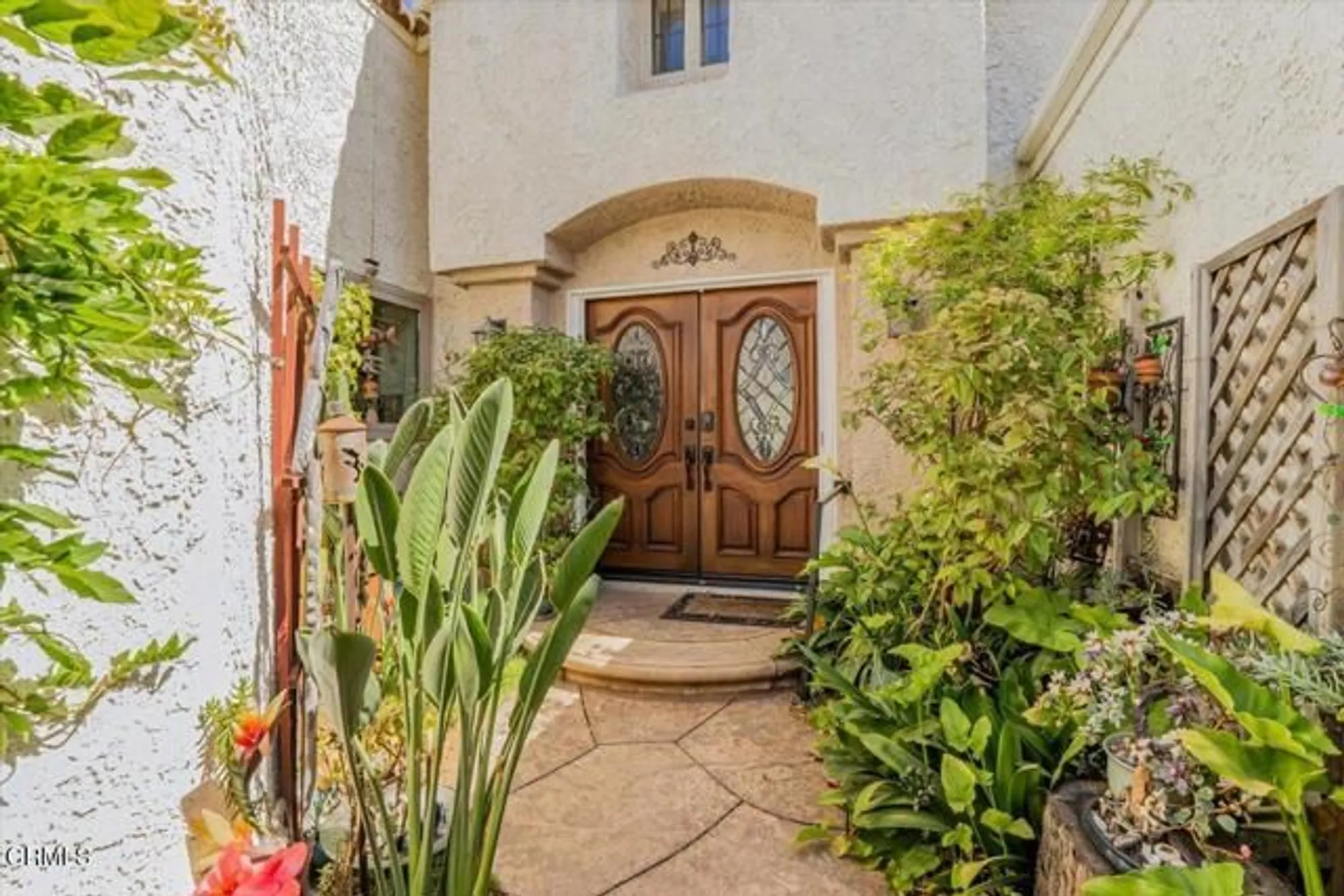 Property Slideshow image 8 of 49 | 6186 irena ave, Camarillo, CA, 93012