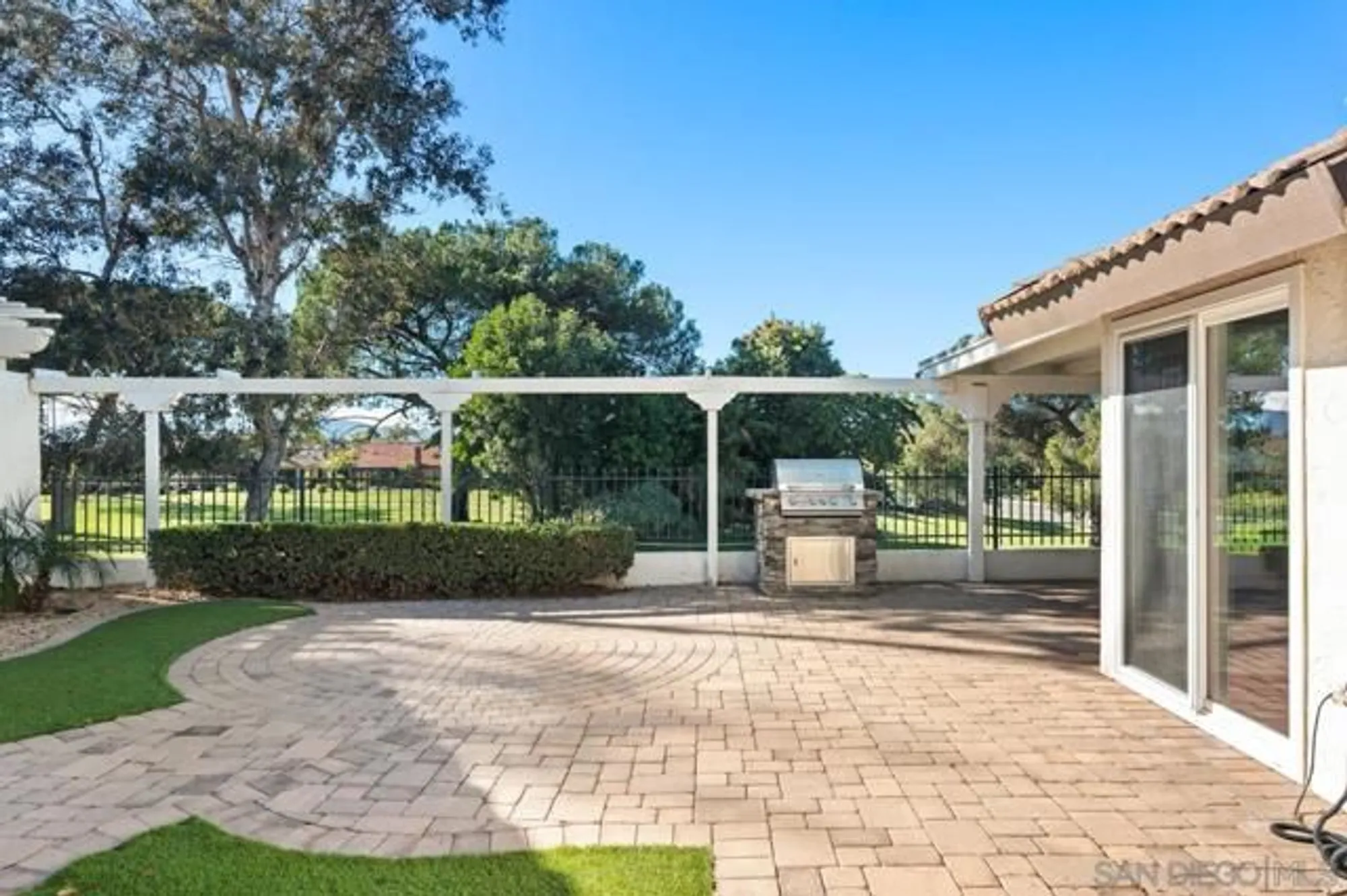 Property Slideshow image 29 of 39 | 17756 camino ancho, San Diego, CA, 92128