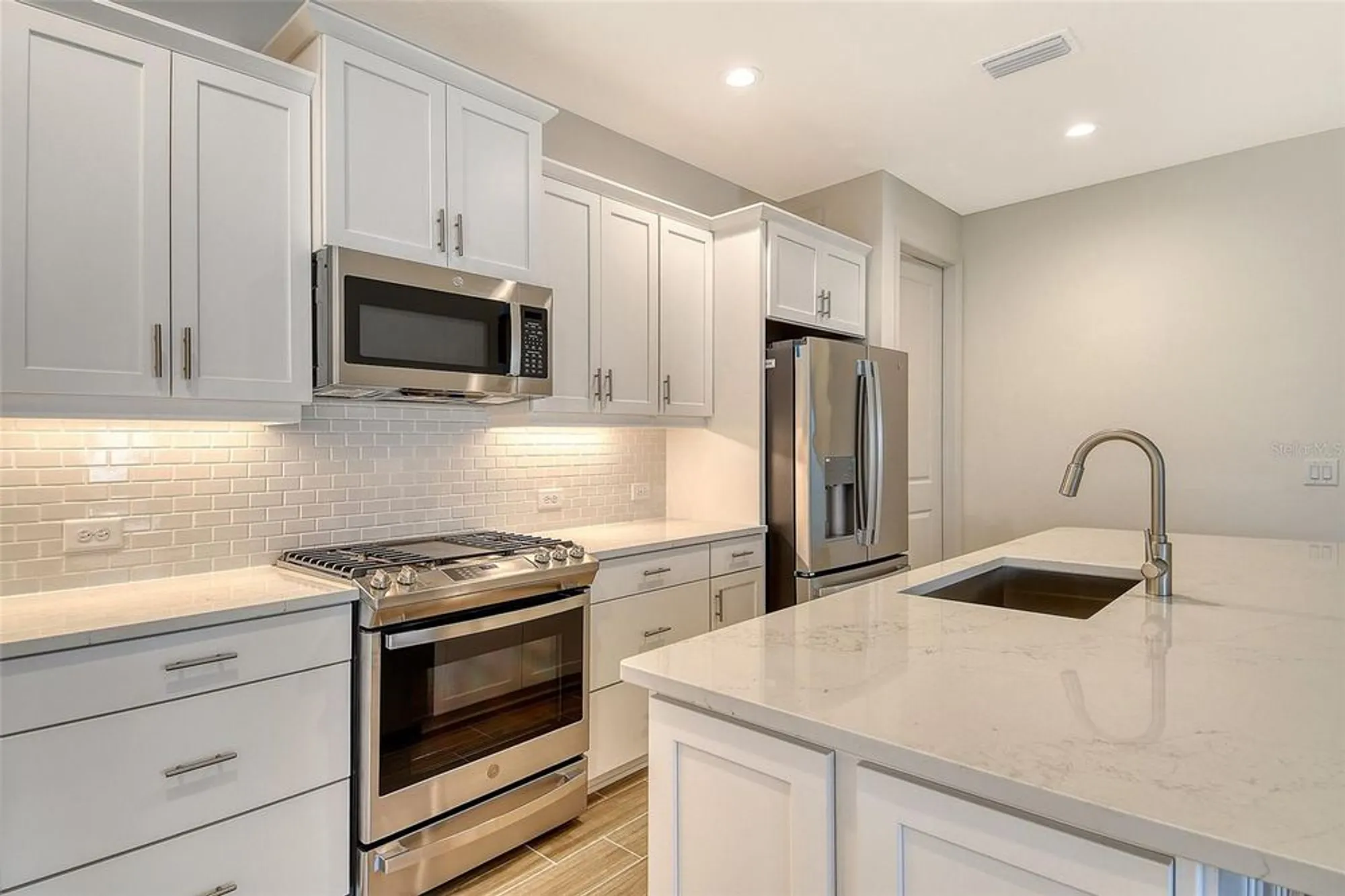 Property Slideshow image 18 of 41 | 12697 palatka dr, Venice, FL, 34293