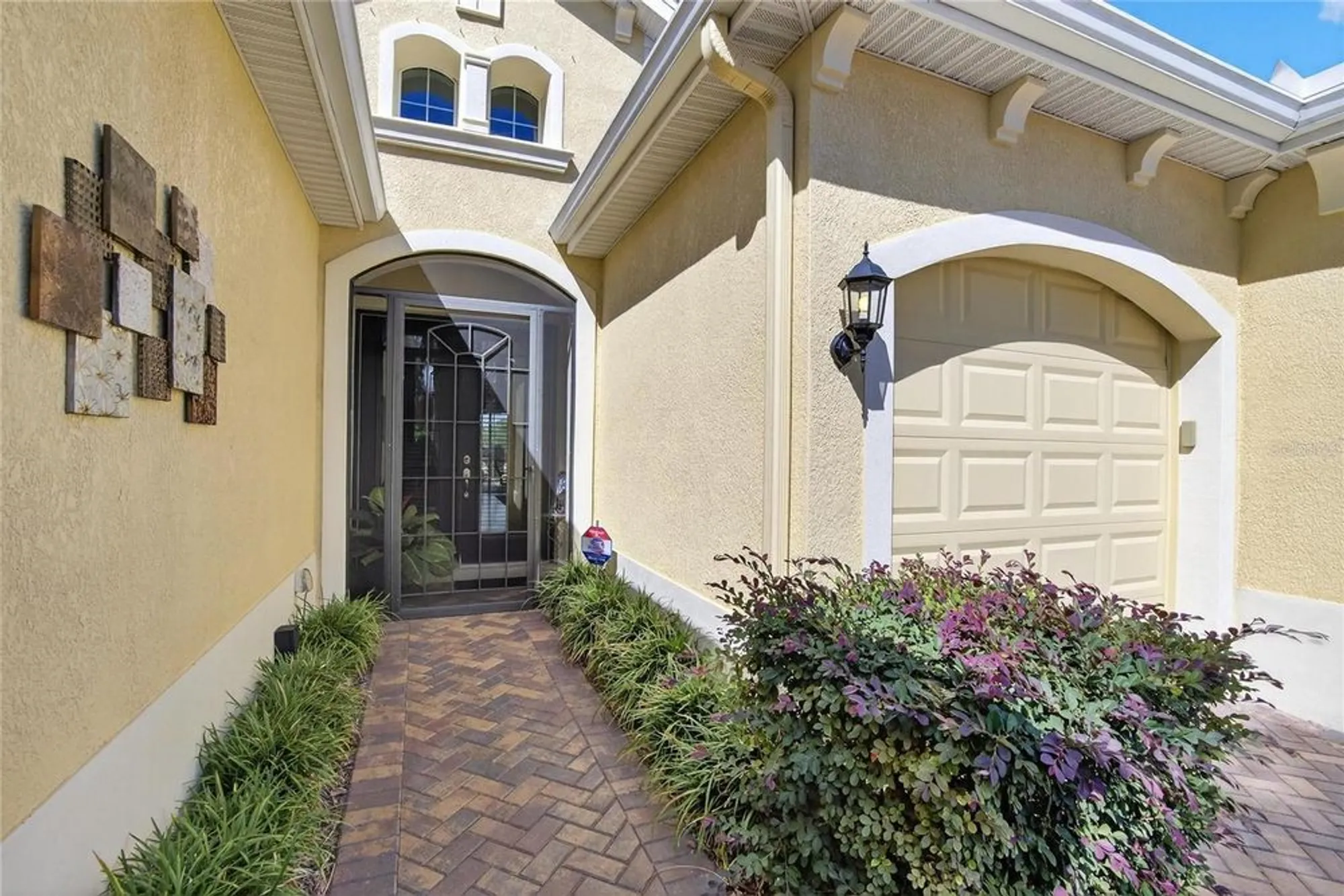 Property Slideshow image 57 of 88 | 1616 emerald dunes dr, Sun City Center, FL, 33573