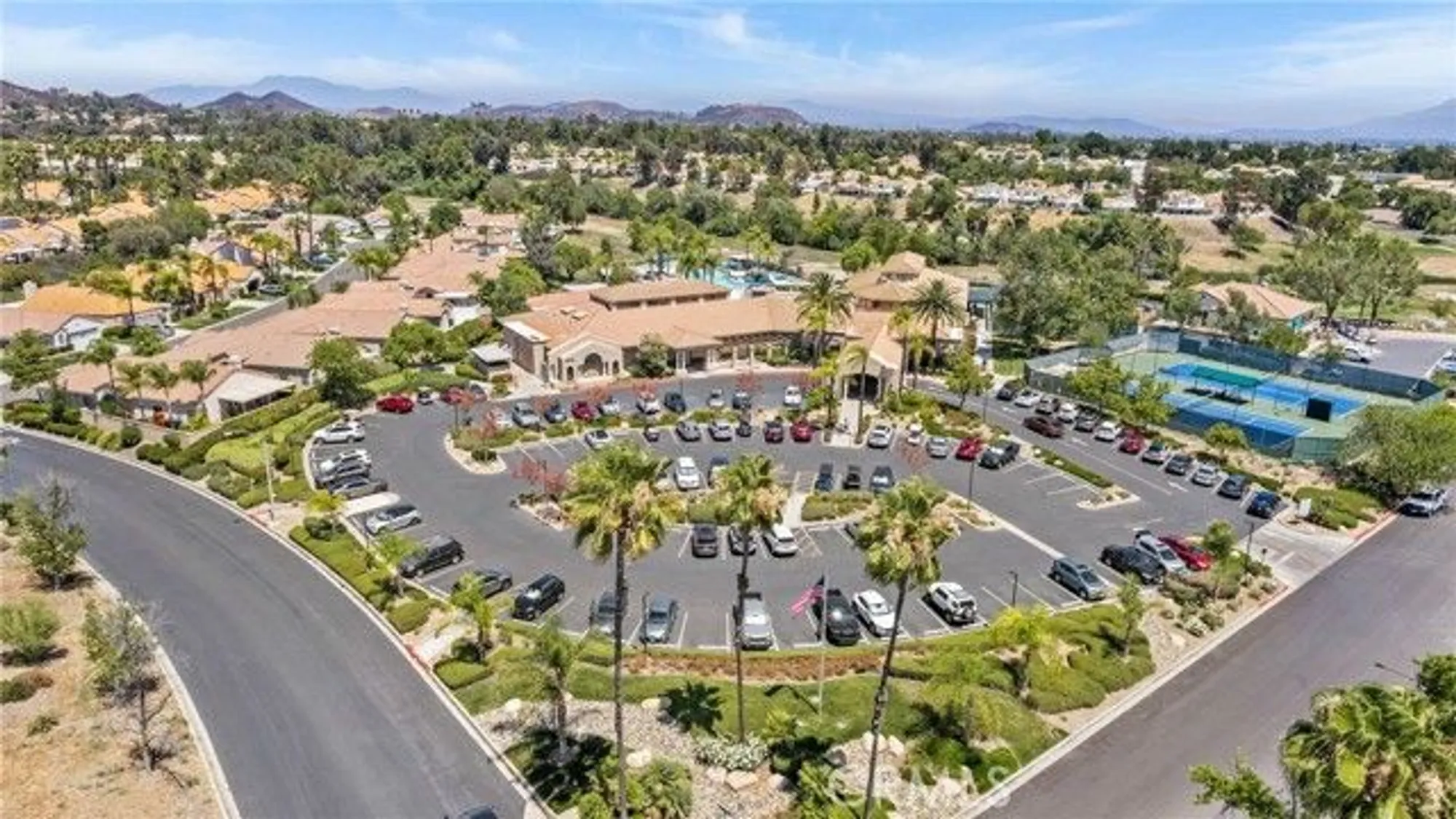 Property Slideshow image 35 of 44 | 40430 via francisco, Murrieta, CA, 92562