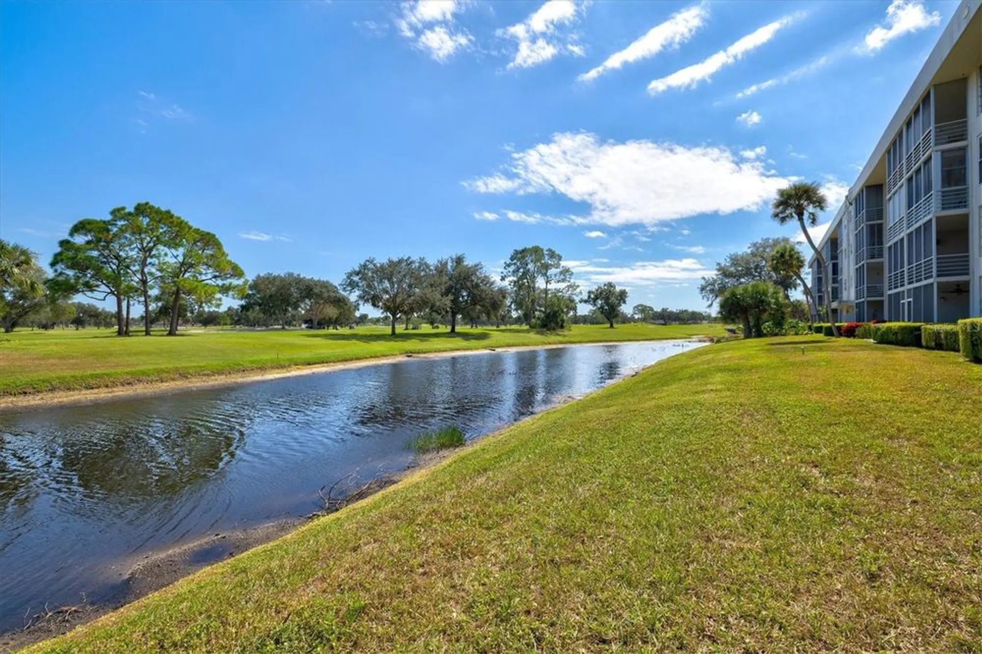 Property Slideshow image 44 of 82 | 7461 w country club dr 408, Sarasota, FL, 34243