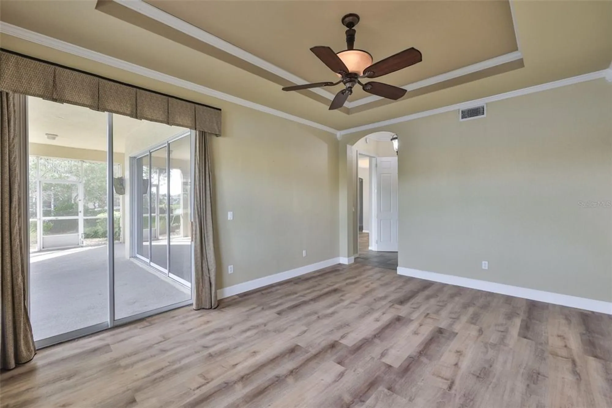 Property Slideshow image 26 of 53 | 1324 emerald dunes dr, Sun City Center, FL, 33573