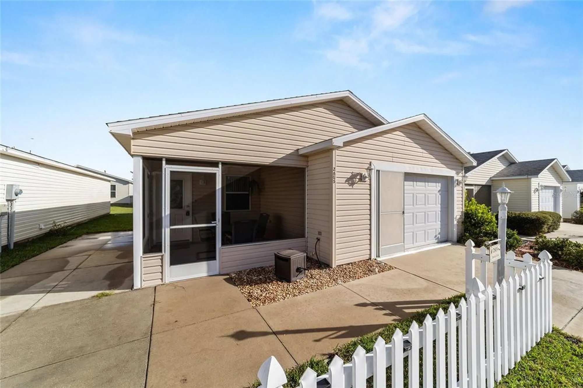 Property Slideshow image 35 of 45 | 2805 burgos dr, The Villages, FL, 32162