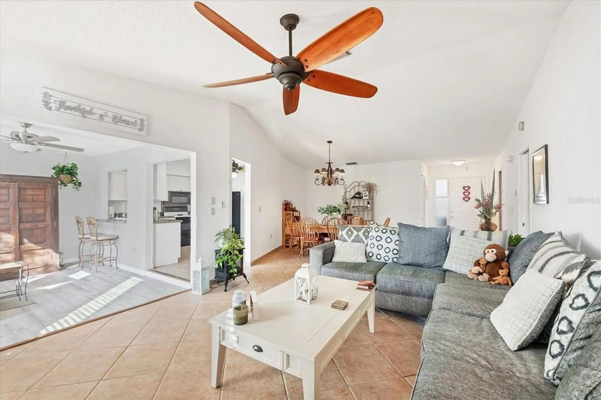 Property Slideshow image 16 of 64 | 603 chestnut ln # 90, Englewood, FL, 34223