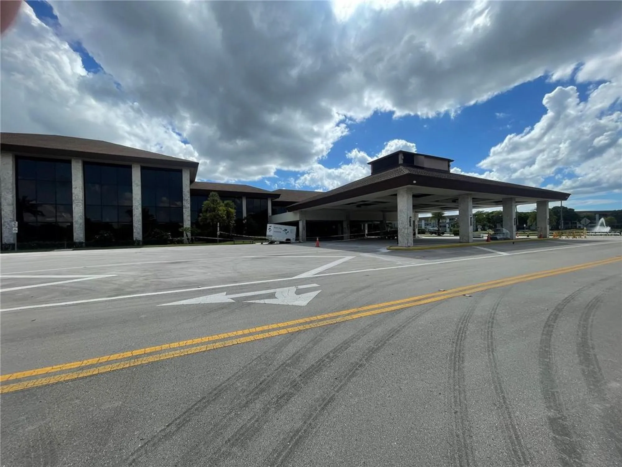 Property Slideshow image 11 of 15 | 13455 sw 9th ct 112j, Pembroke Pines, FL, 33027