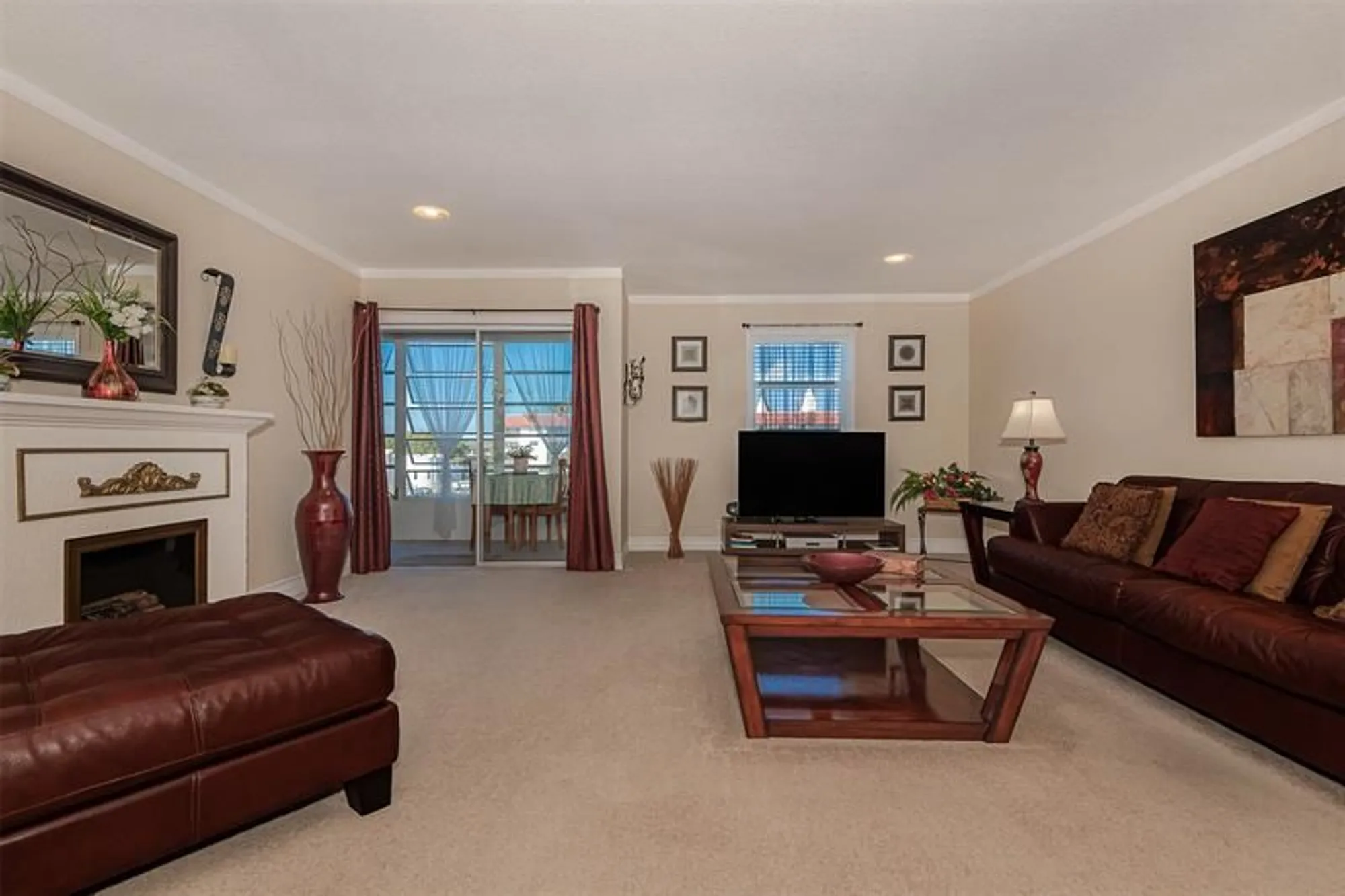 Property Slideshow image 11 of 45 | 4751 nw 21st st 4p, Lauderhill, FL, 33313