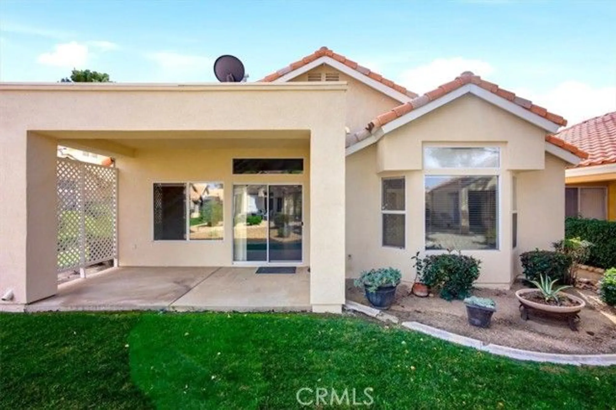 Property Slideshow image 31 of 36 | 19146 oak st, Apple Valley, CA, 92308
