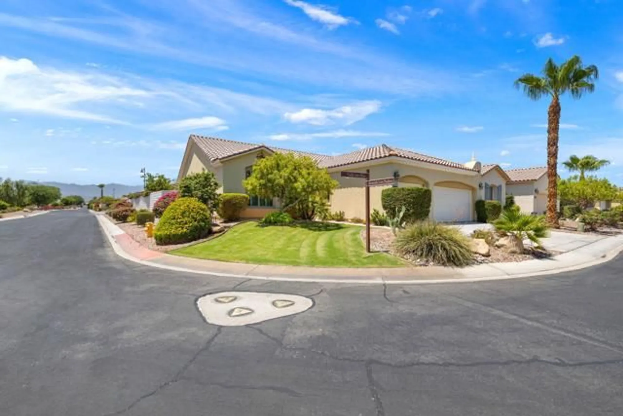 Property Slideshow image 34 of 38 | 41575 calle san elijo, Indio, CA, 92203