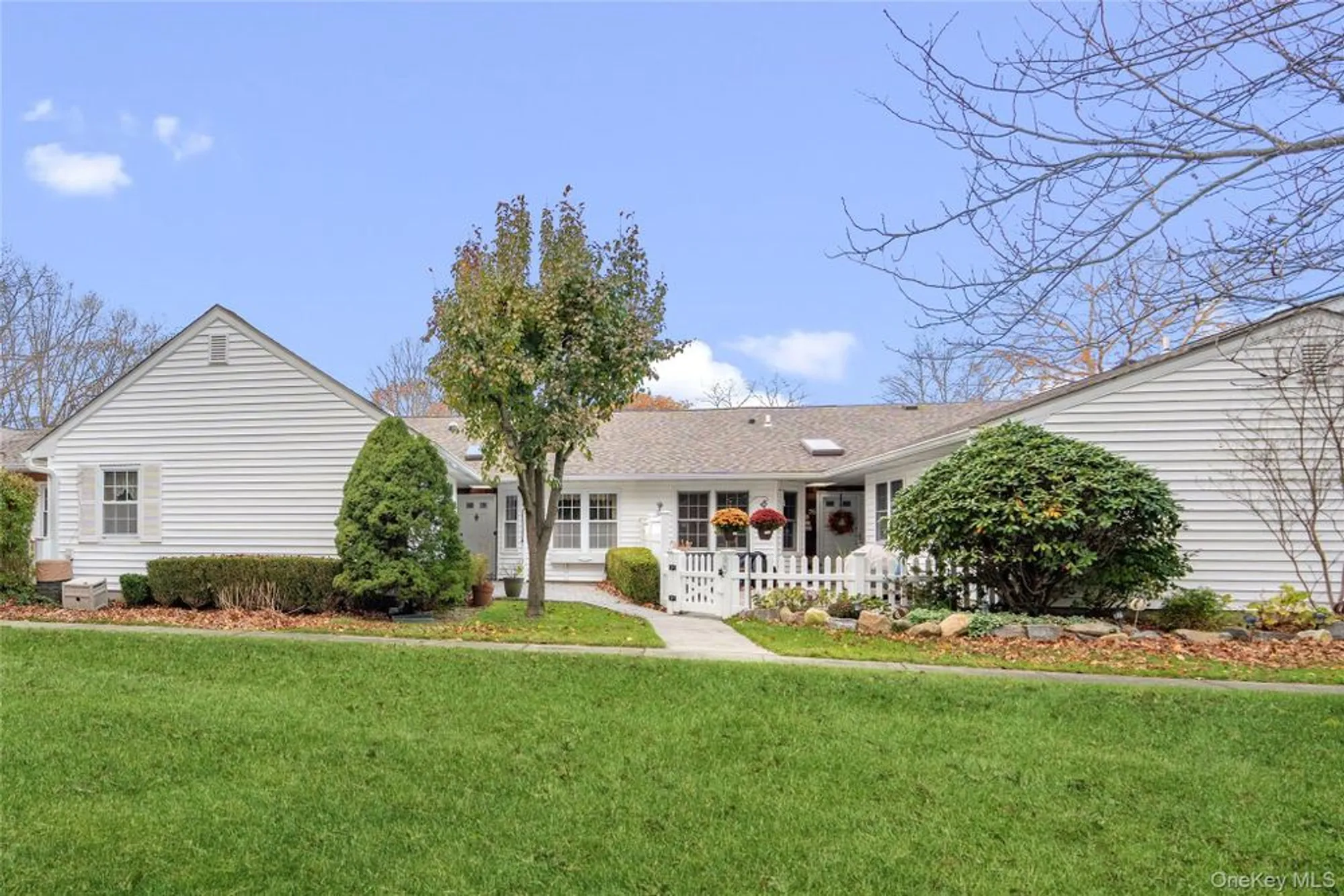 Property Slideshow image 4 of 36 | 77 revere dr, Sayville, NY, 11782