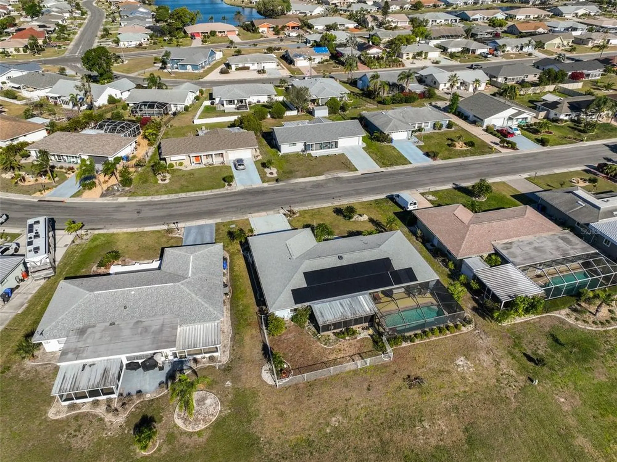 Property Slideshow image 8 of 53 | 672 allegheny dr, Sun City Center, FL, 33573