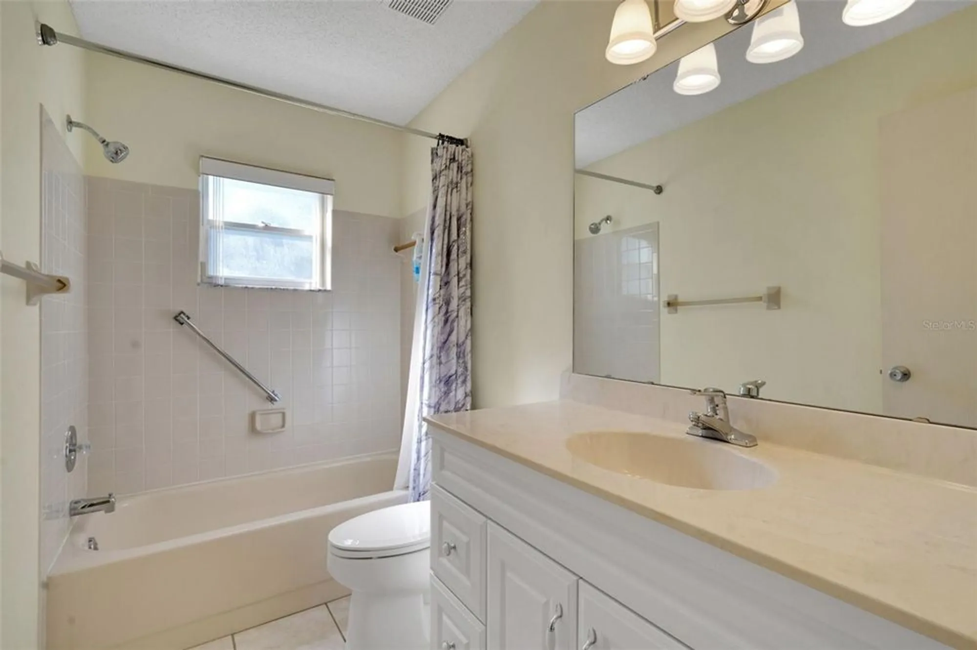 Property Slideshow image 21 of 39 | 8723 sw 93rd ln a, Ocala, FL, 34481