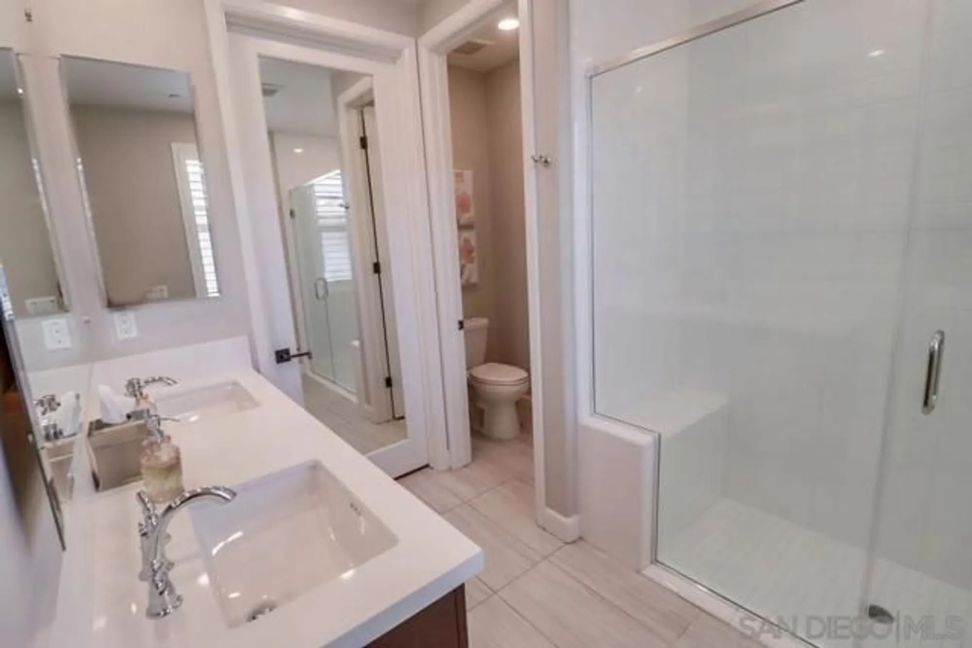 Property Slideshow image 24 of 40 | 16750 coyote bush dr unit 31, San Diego, CA, 92127