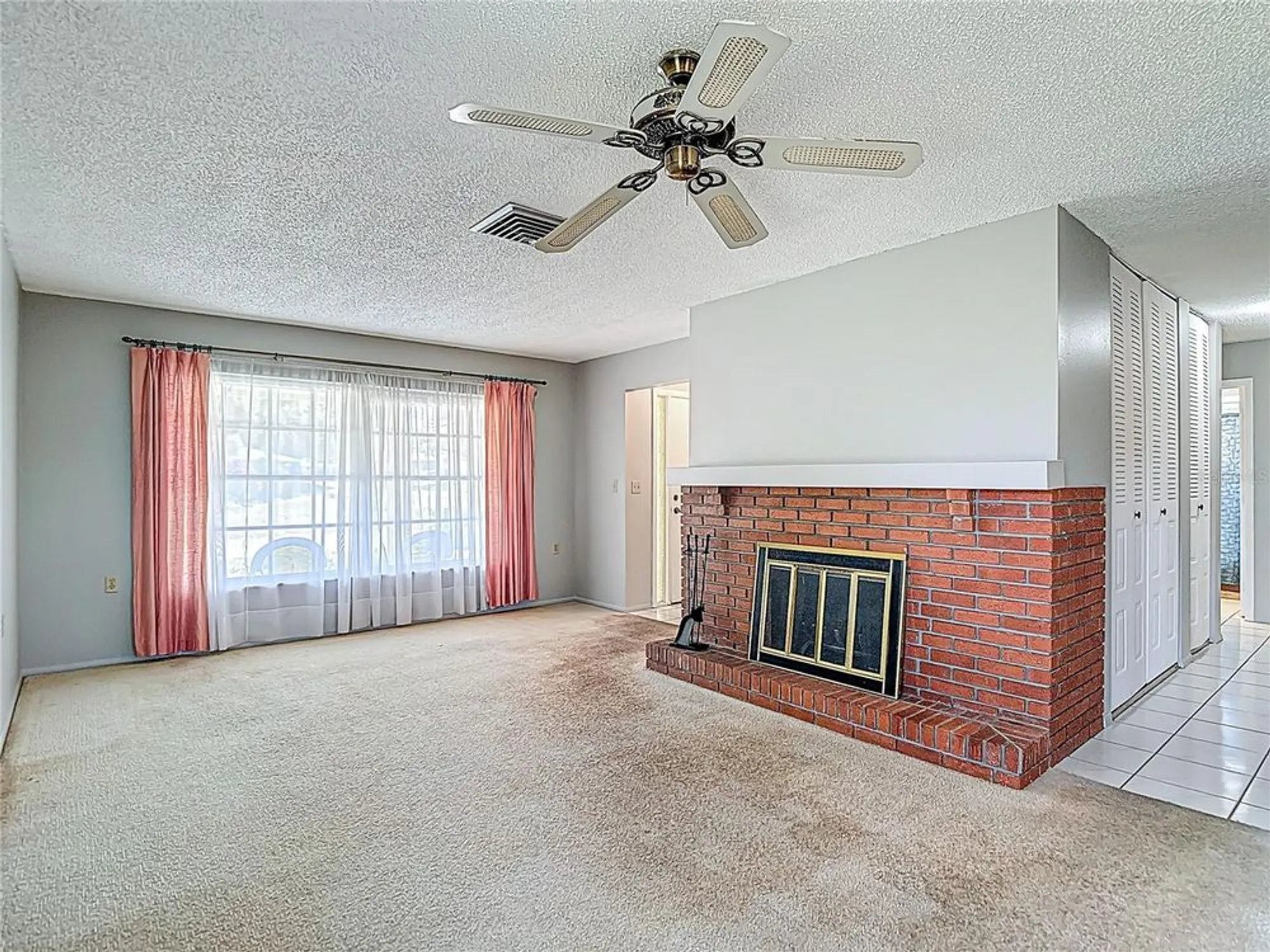 Property Slideshow image 6 of 51 | 10819 los santos dr, Port Richey, FL, 34668
