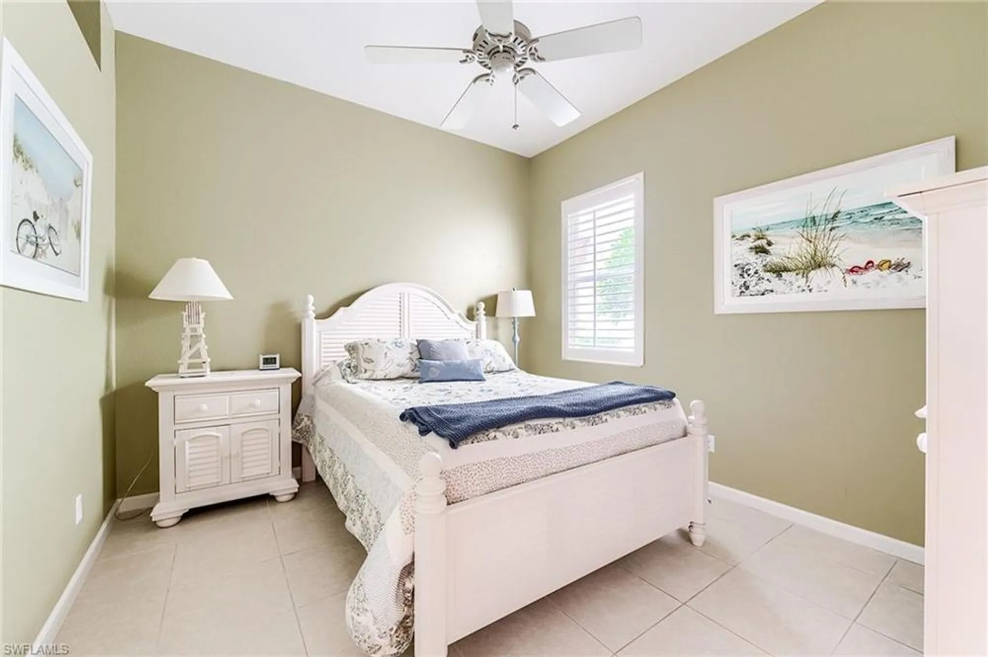 Property Slideshow image 28 of 38 | 3180 bramble cove ct, Fort Myers, FL, 33905