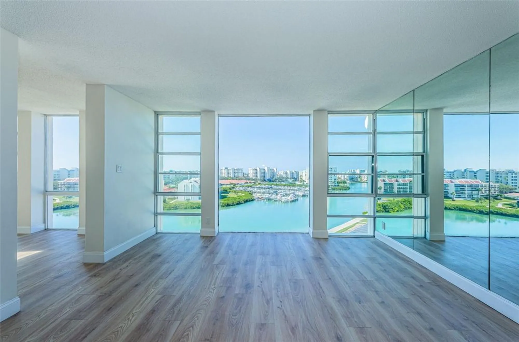 Property Slideshow image 17 of 66 | 7400 sun island dr 806, South Pasadena, FL, 33707