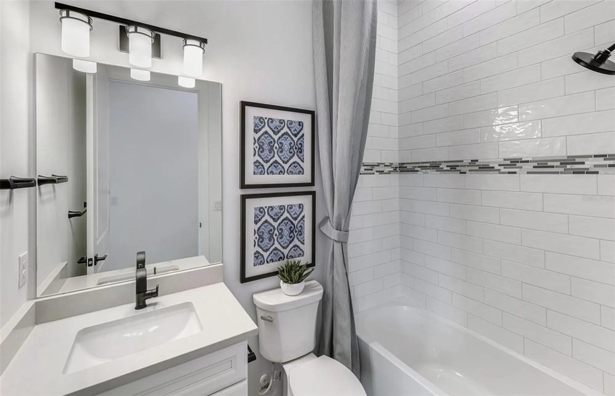 Property Slideshow image 17 of 28 | 26624 bering dr, Englewood, FL, 34223