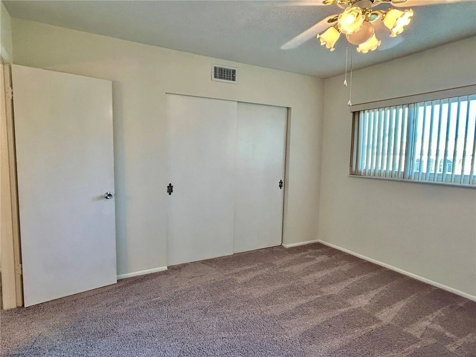 Property Slideshow image 27 of 54 | 2070 world parkway blvd apt 36, Clearwater, FL, 33763