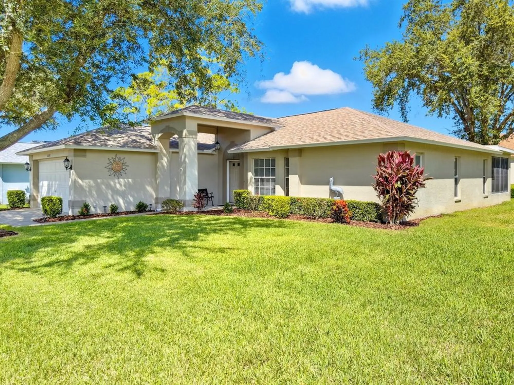 Property Slideshow image 3 of 64 | 11143 brooklawn dr, Hudson, FL, 34667