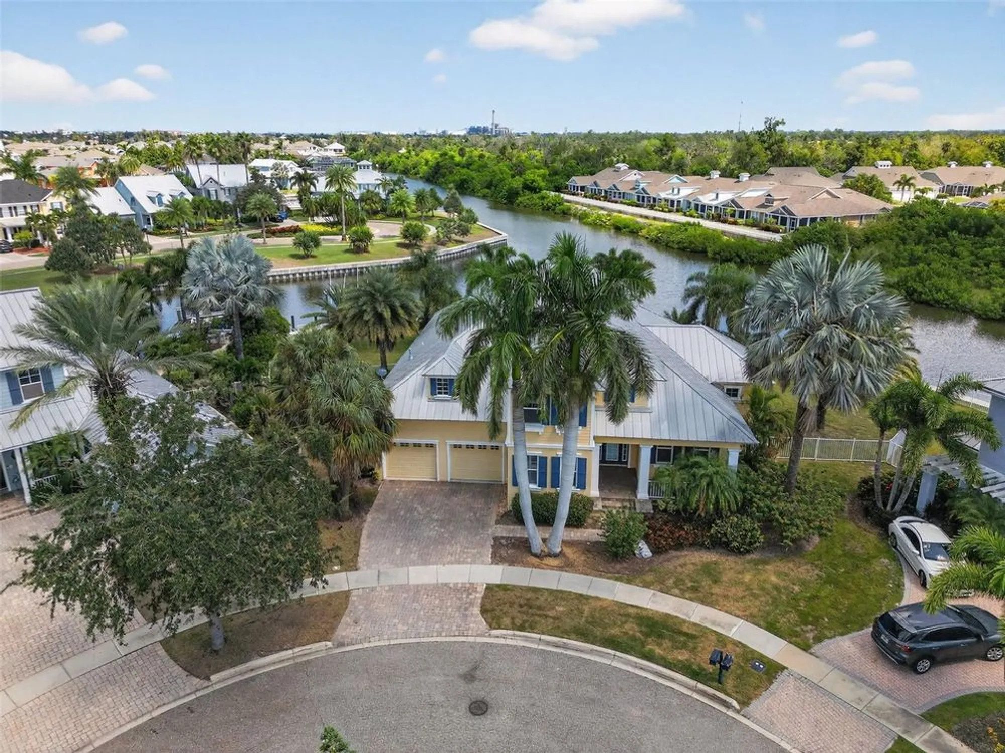 Property Slideshow image 46 of 56 | 5617 seagrass pl, Apollo Beach, FL, 33572