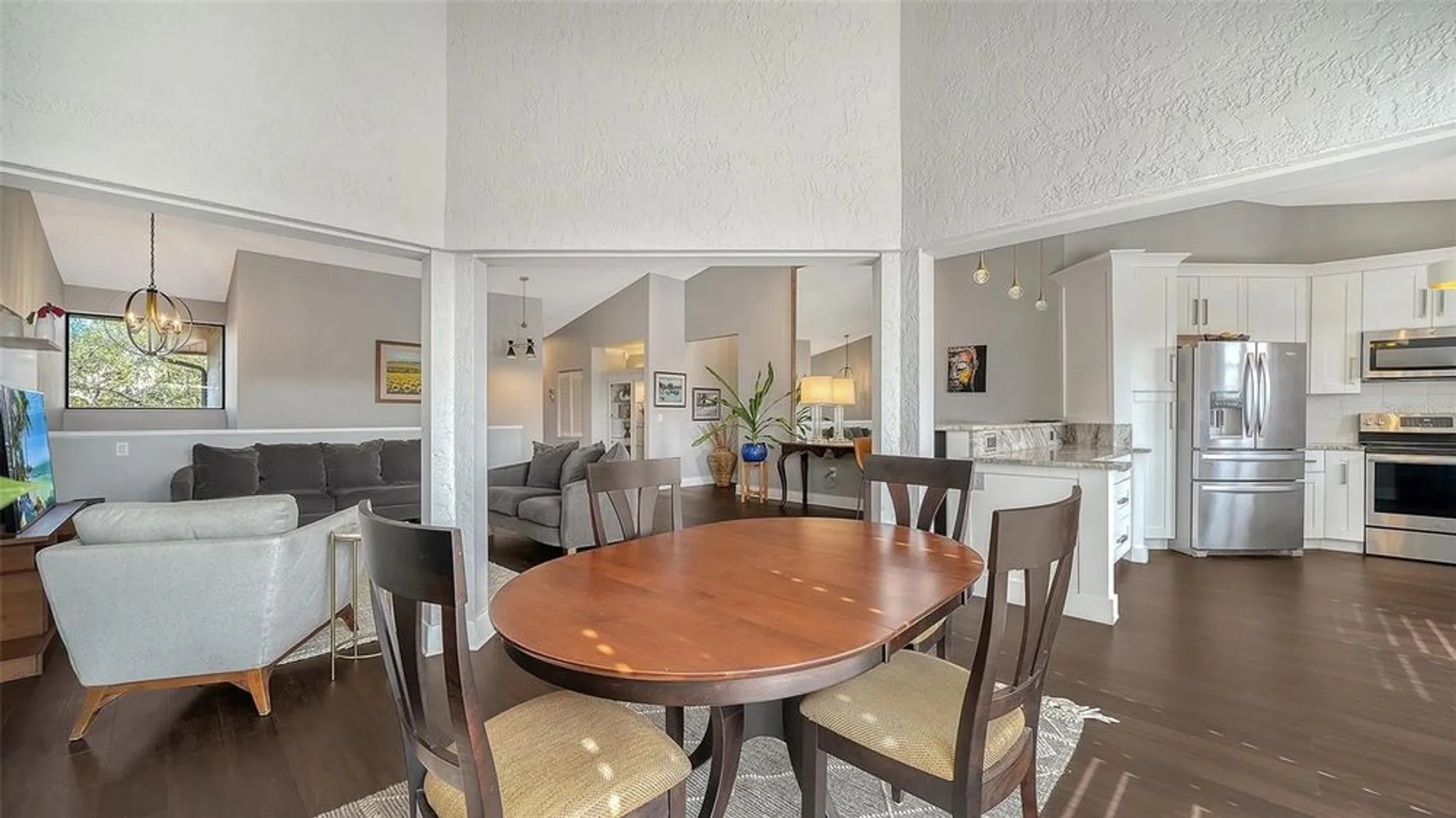 Property Slideshow image 12 of 53 | 5260 heron way # 202, Sarasota, FL, 34231