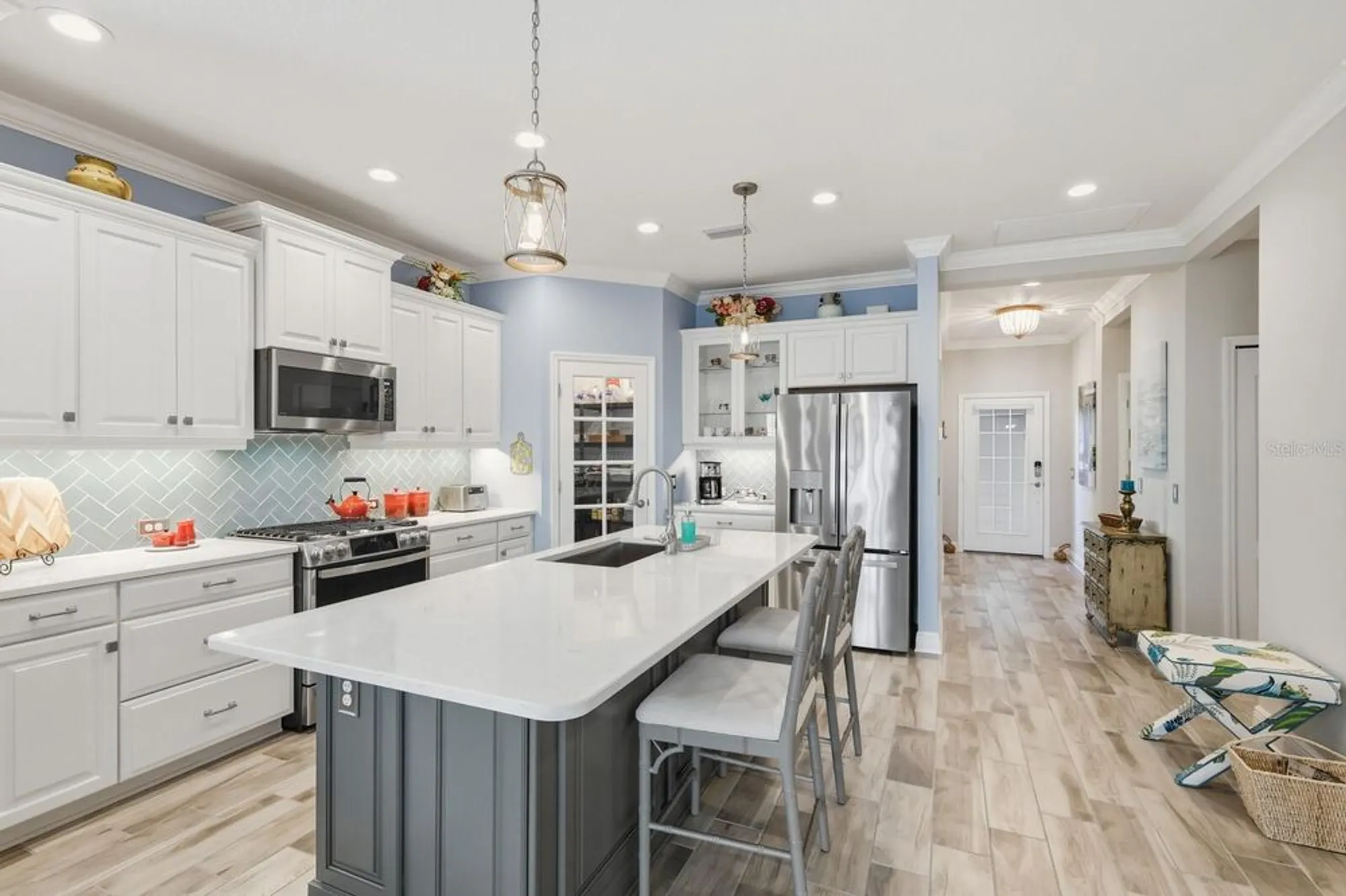 Property Slideshow image 14 of 59 | 2723 sapphire blue ln, Bradenton, FL, 34211