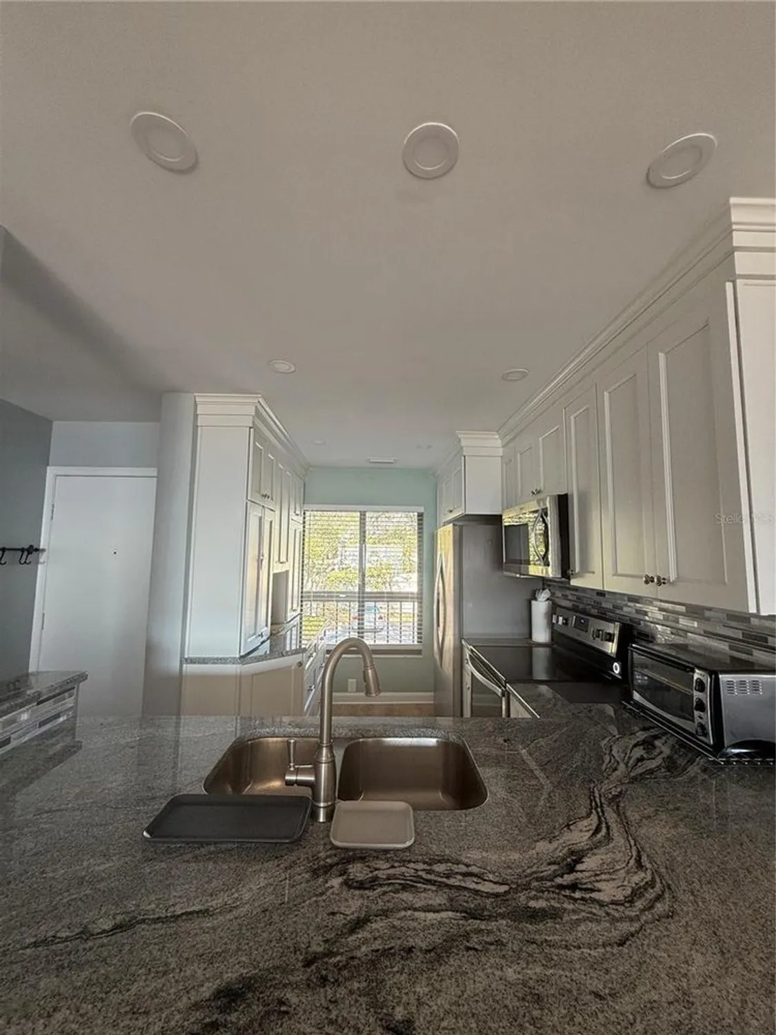 Property Slideshow image 5 of 35 | 6268 palma del mar blvd s apt 215, St Petersburg, FL, 33715