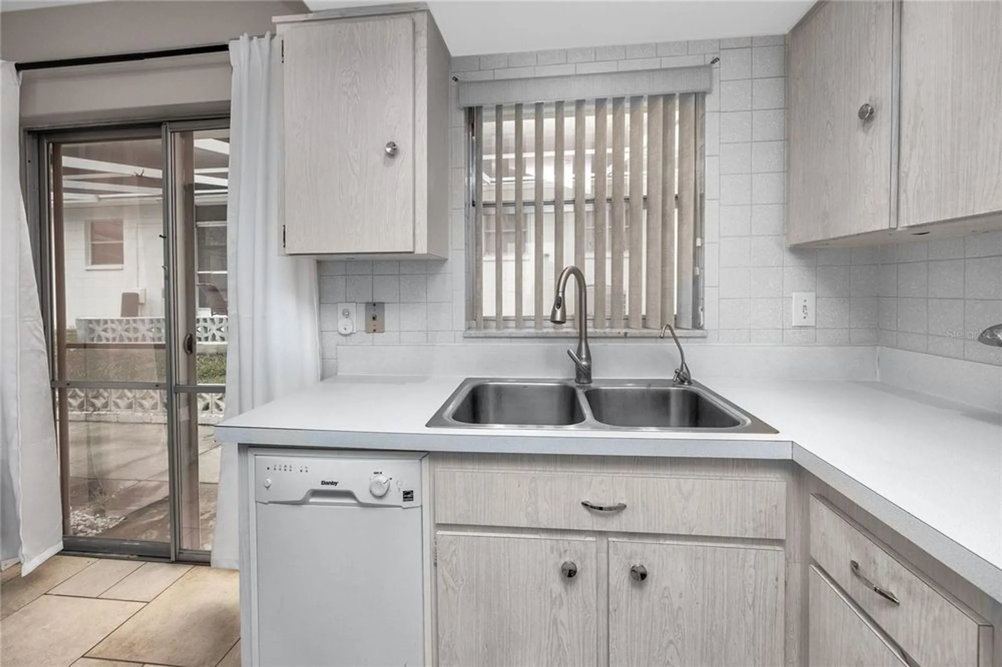 Property Slideshow image 20 of 46 | 12400 park blvd 417, Seminole, FL, 33772