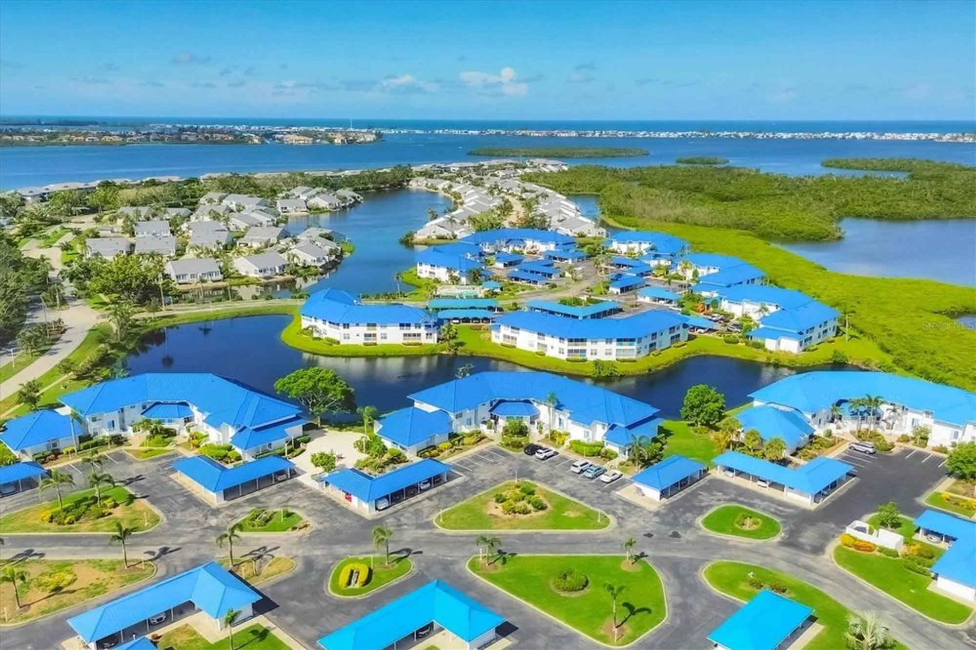 Property Slideshow image 2 of 29 | 840 audubon dr, Bradenton, FL, 34209