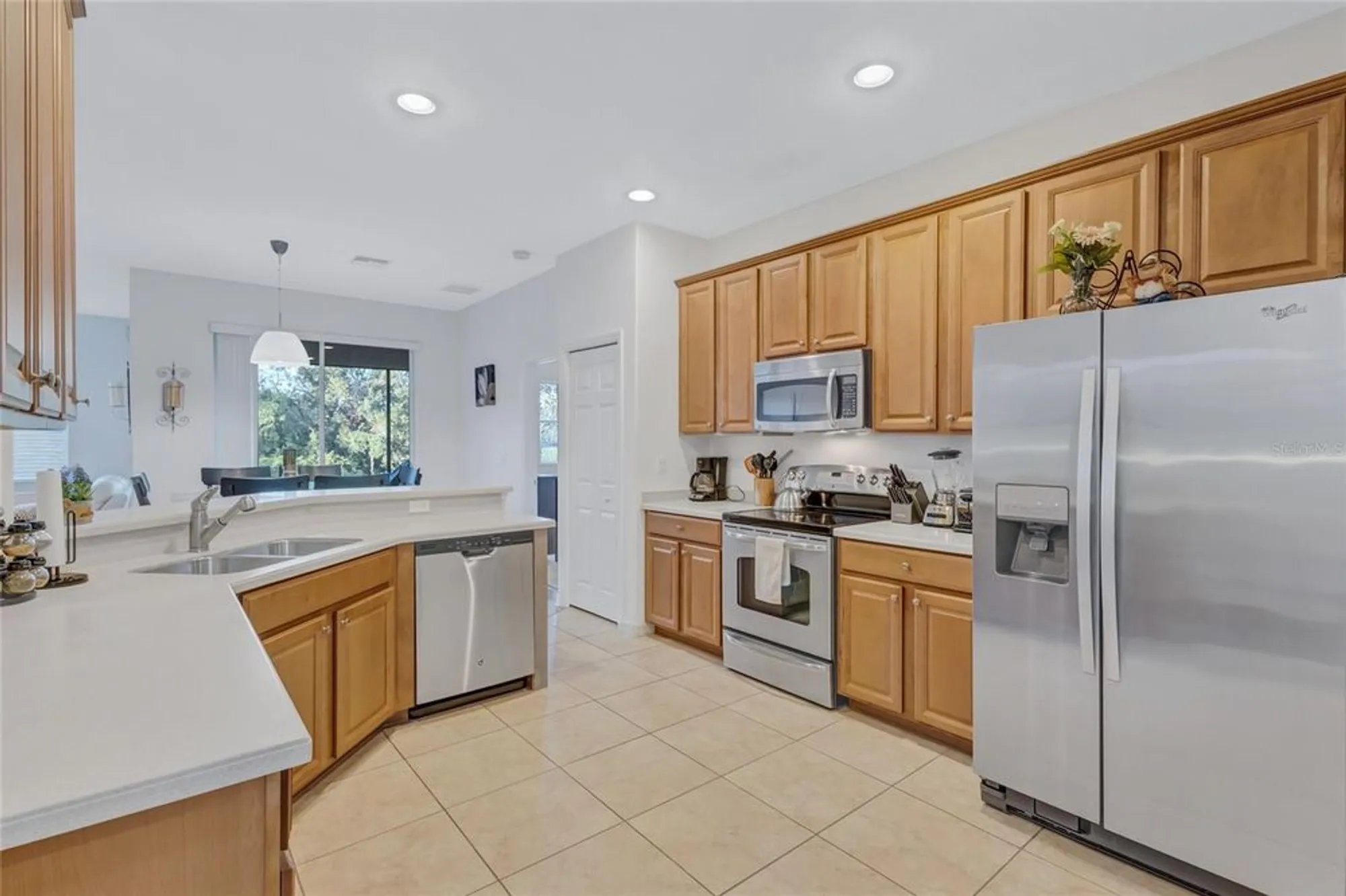 Property Slideshow image 13 of 68 | 9019 heritage sound dr, Bradenton, FL, 34212