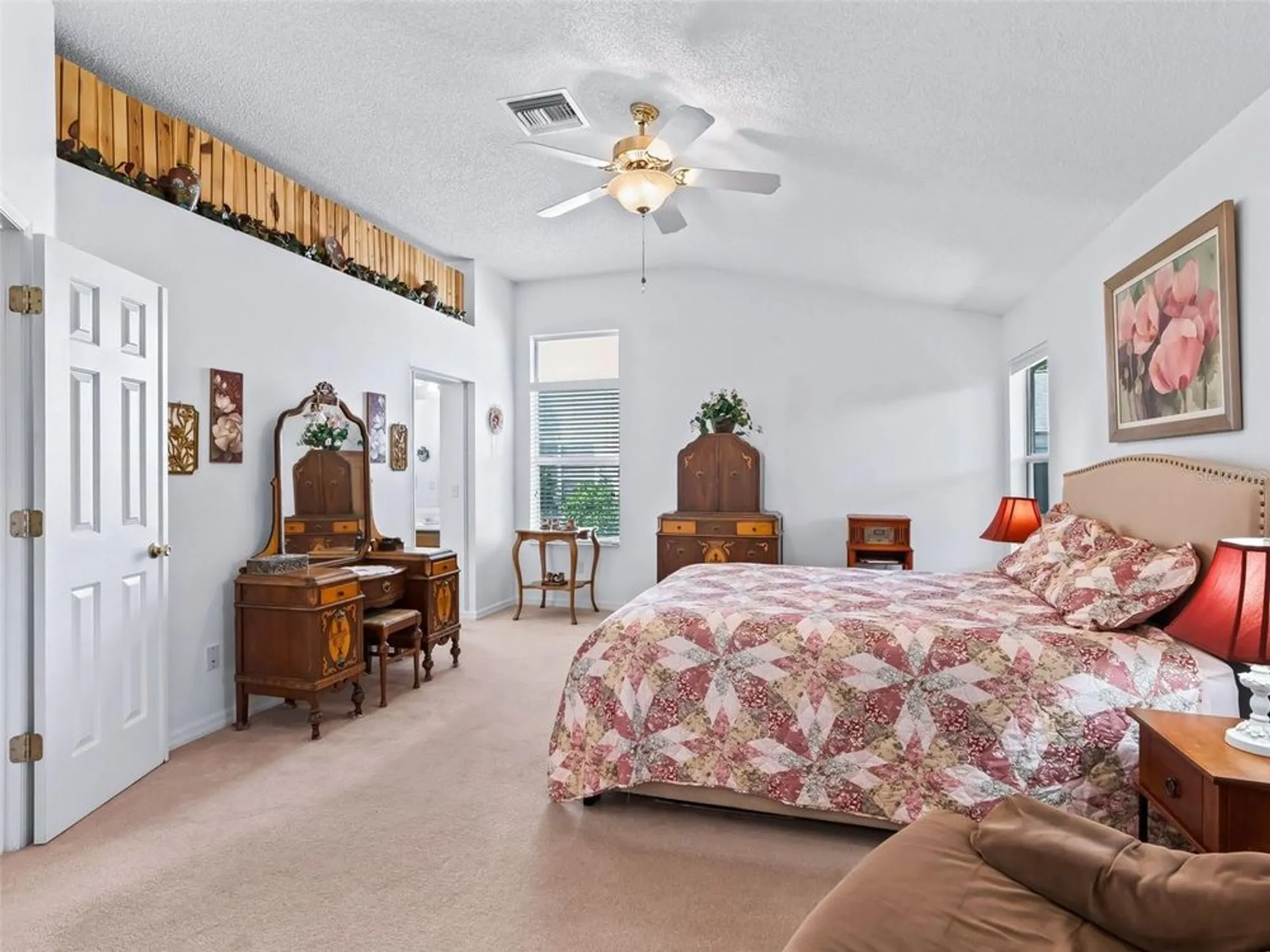 Property Slideshow image 16 of 32 | 1505 lavaca ln, The Villages, FL, 32159