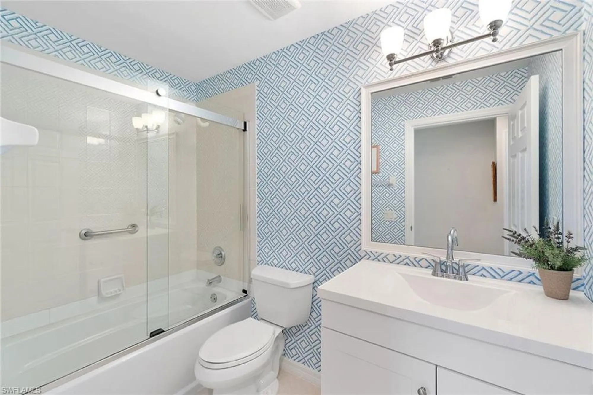 Property Slideshow image 10 of 20 | 26950 montego pointe ct 103, Bonita Springs, FL, 34134