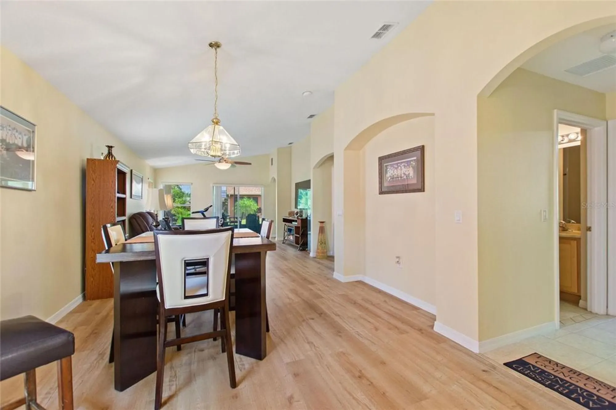 Property Slideshow image 6 of 49 | 504 millifiora ln, Kissimmee, FL, 34759