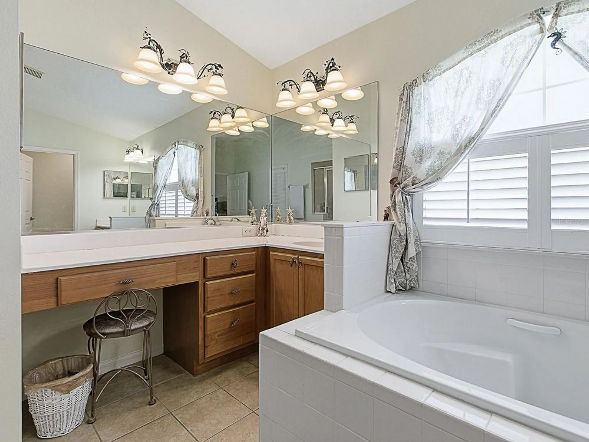 Property Slideshow image 37 of 73 | 4849 sable ridge ct, Leesburg, FL, 34748