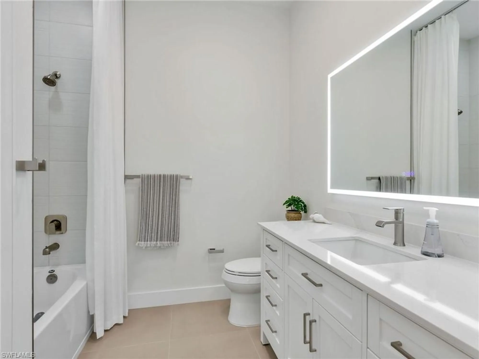 Property Slideshow image 26 of 46 | 11934 molto dr, Fort Myers, FL, 33913