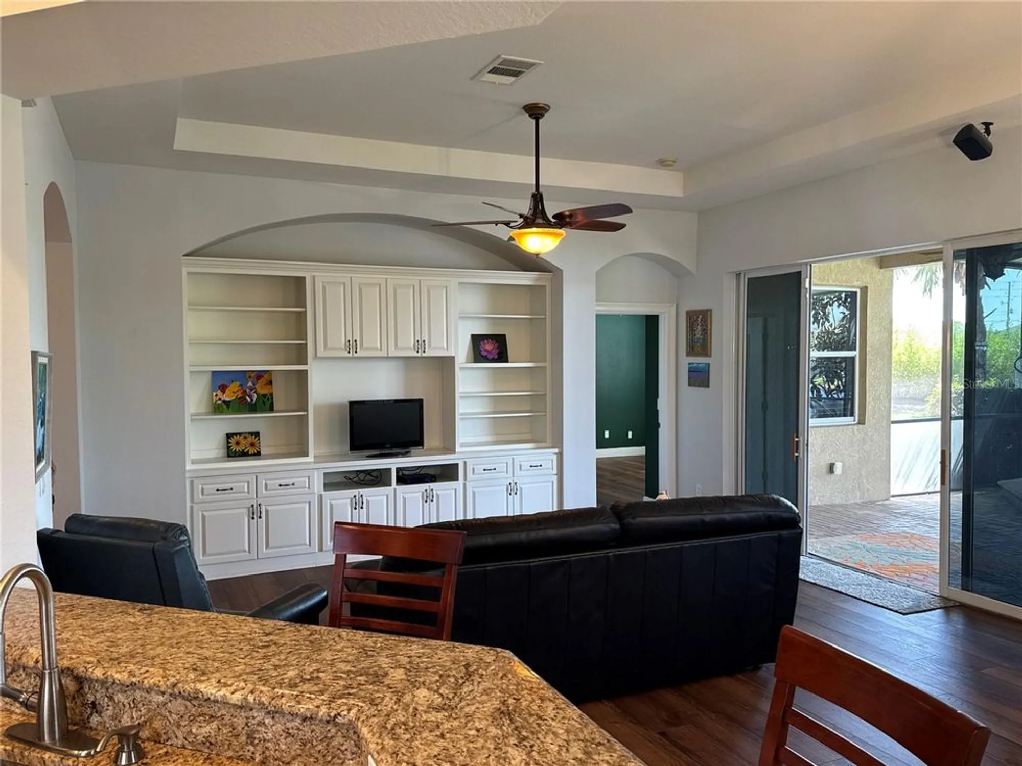 Property Slideshow image 10 of 29 | 832 king leon way, Sun City Center, FL, 33573